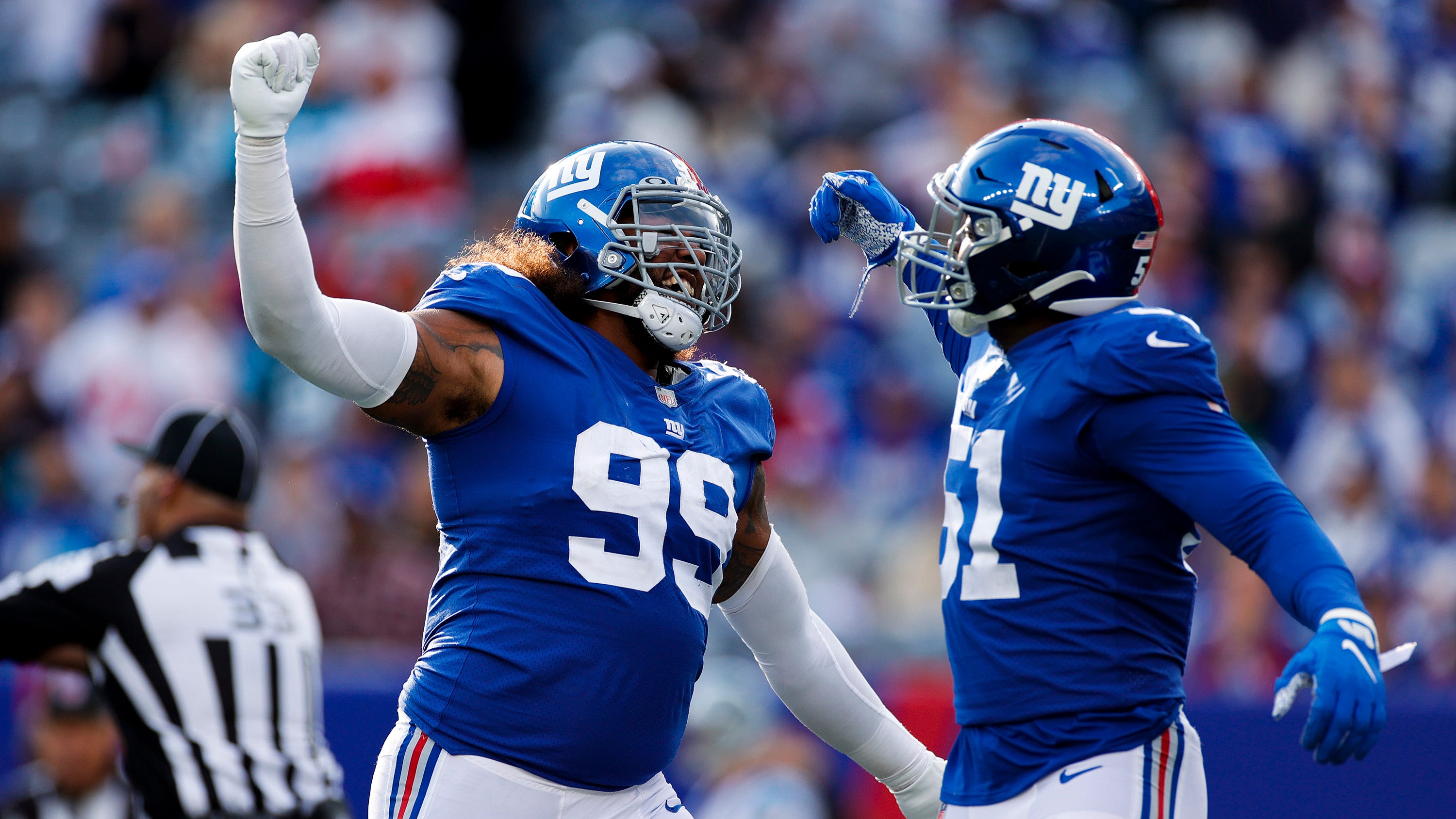 Giants' Leonard Williams explains blowing kisses to the crowd after a safety