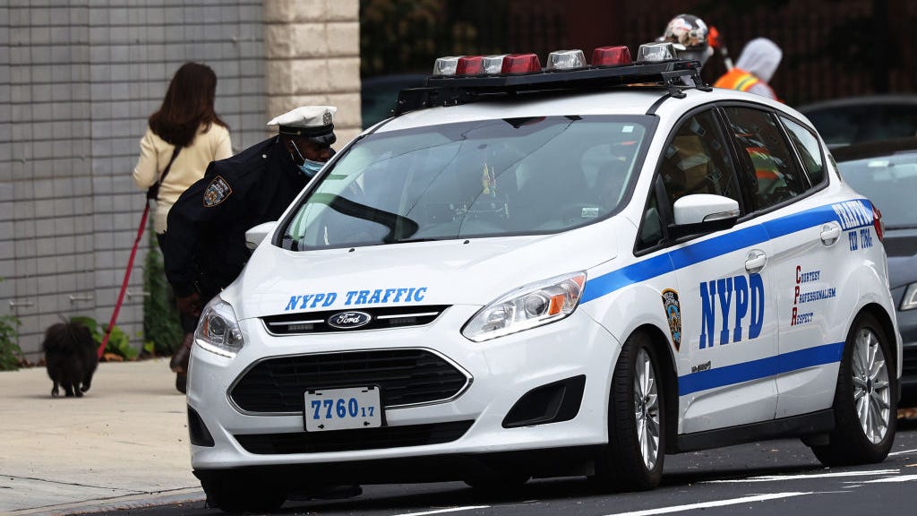 Queens FBI agent arrested for assaulting NYPD traffic agent over parking ticket: report