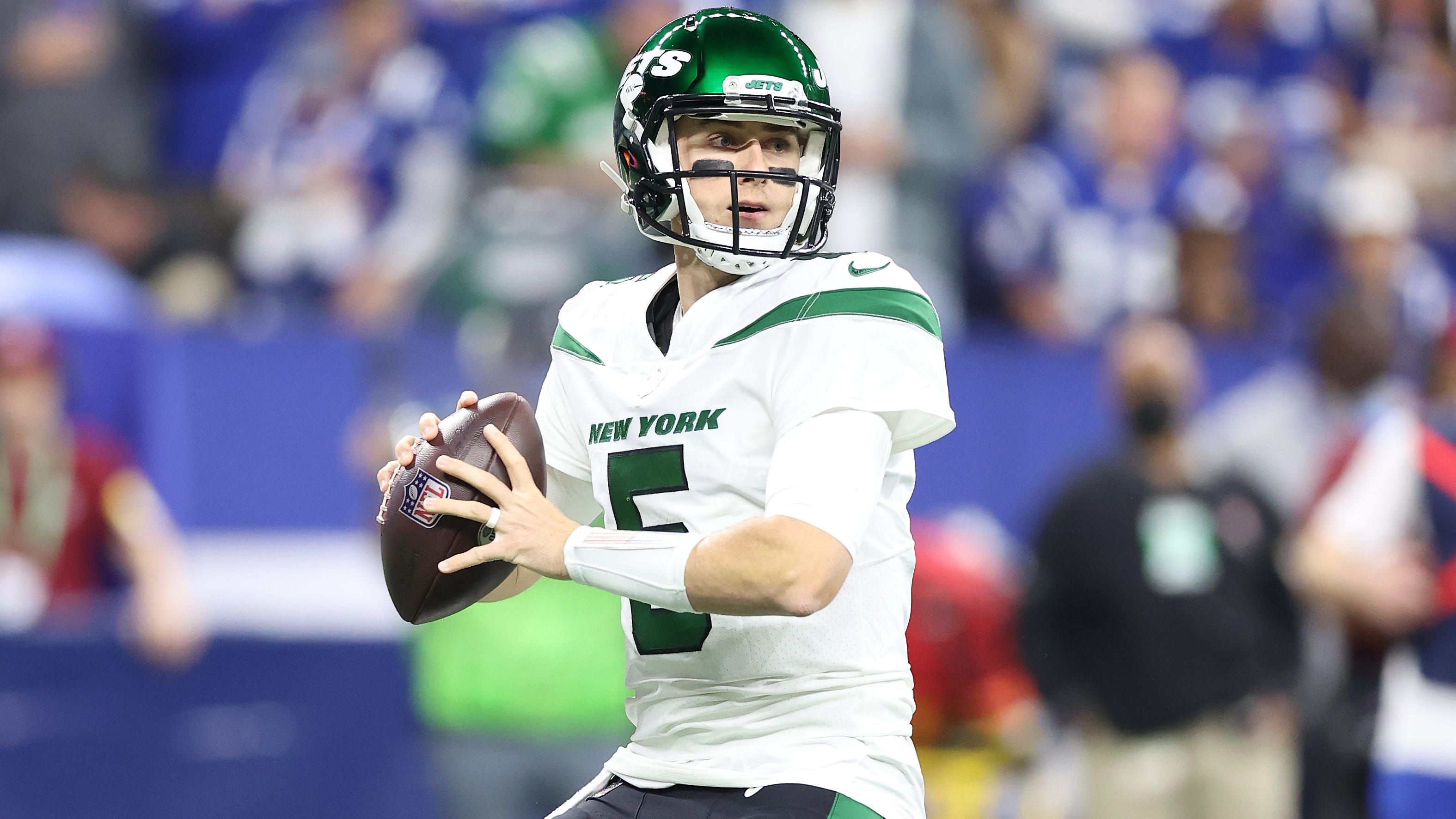 Mike White to start for Jets on Sunday against Bills