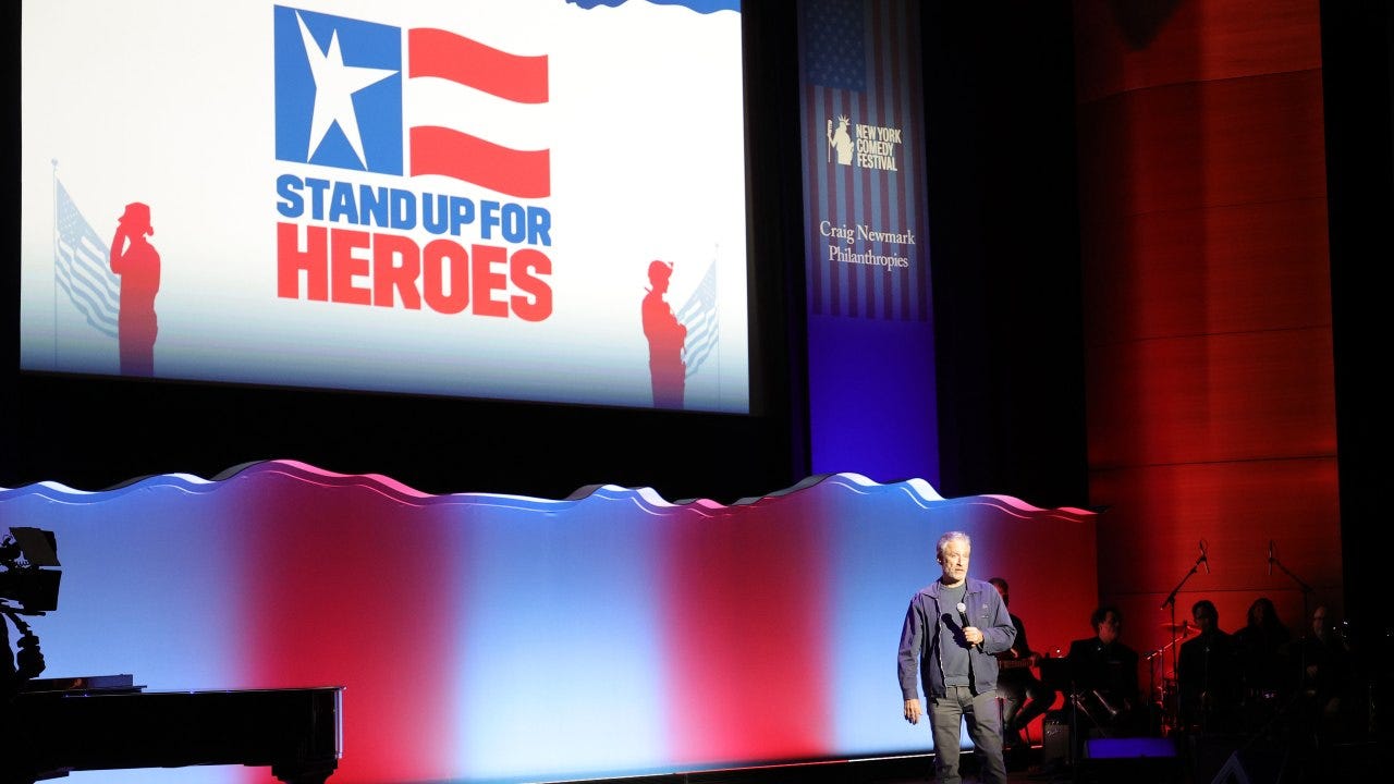Veterans’ fundraiser draws Bruce Springsteen and Jon Stewart