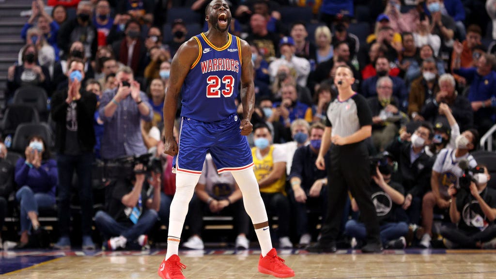 Warriors ride dominant defensive effort to win vs. Bulls