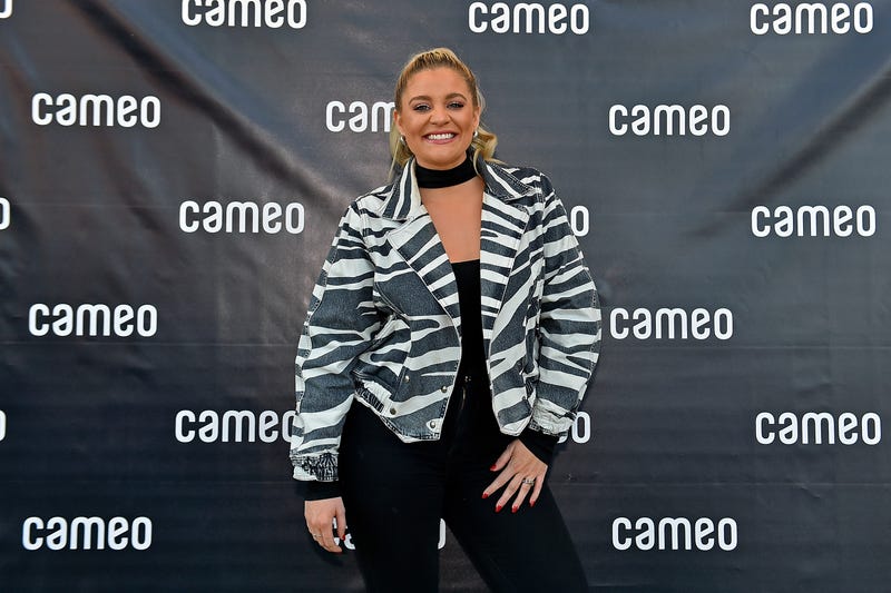  Lauren Alaina poses for a photo at the Cameo Tailgate At Texas A&M vs Ole Miss on November 13, 2021