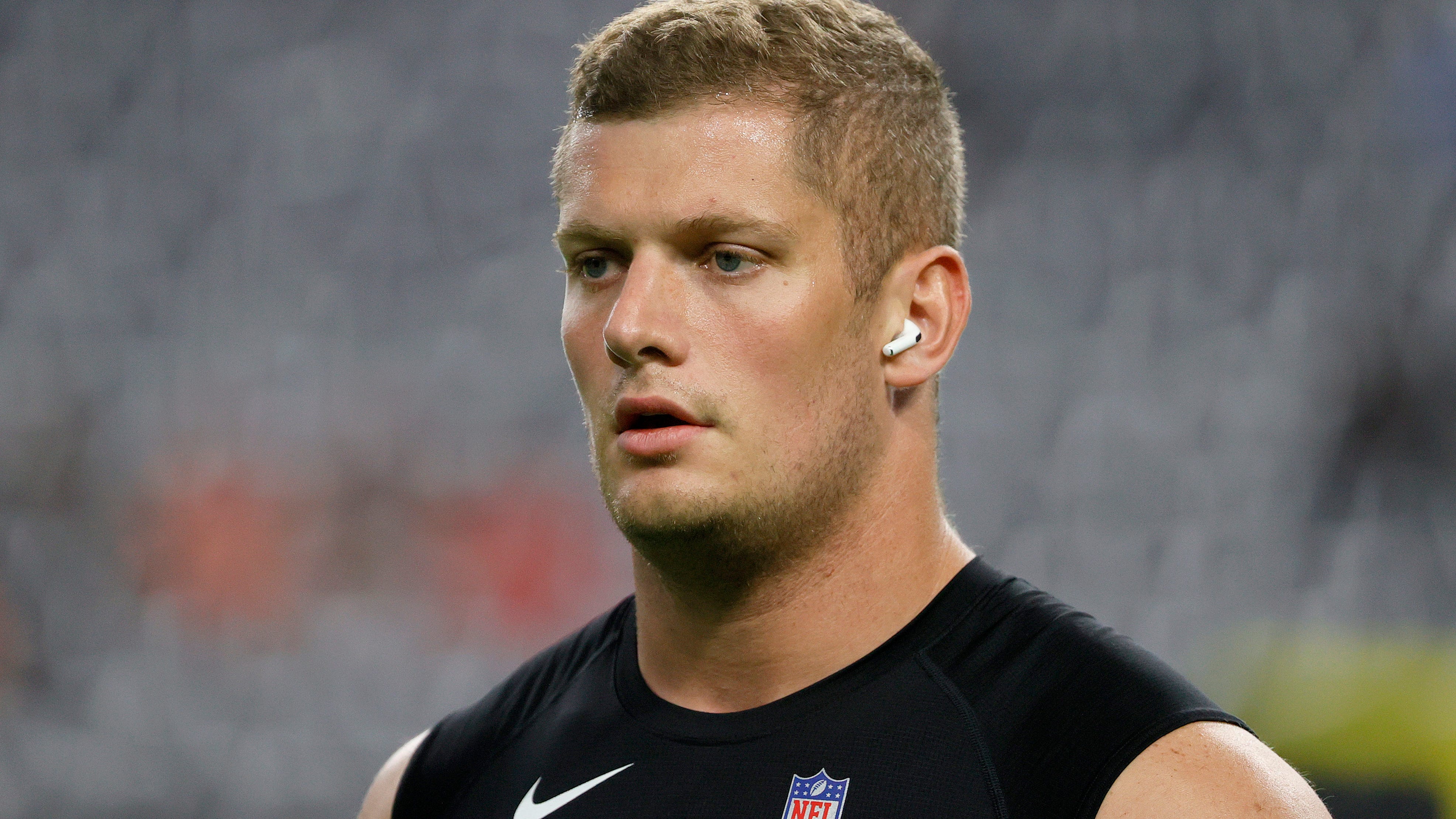 Buccaneers reportedly signing trailblazer Carl Nassib