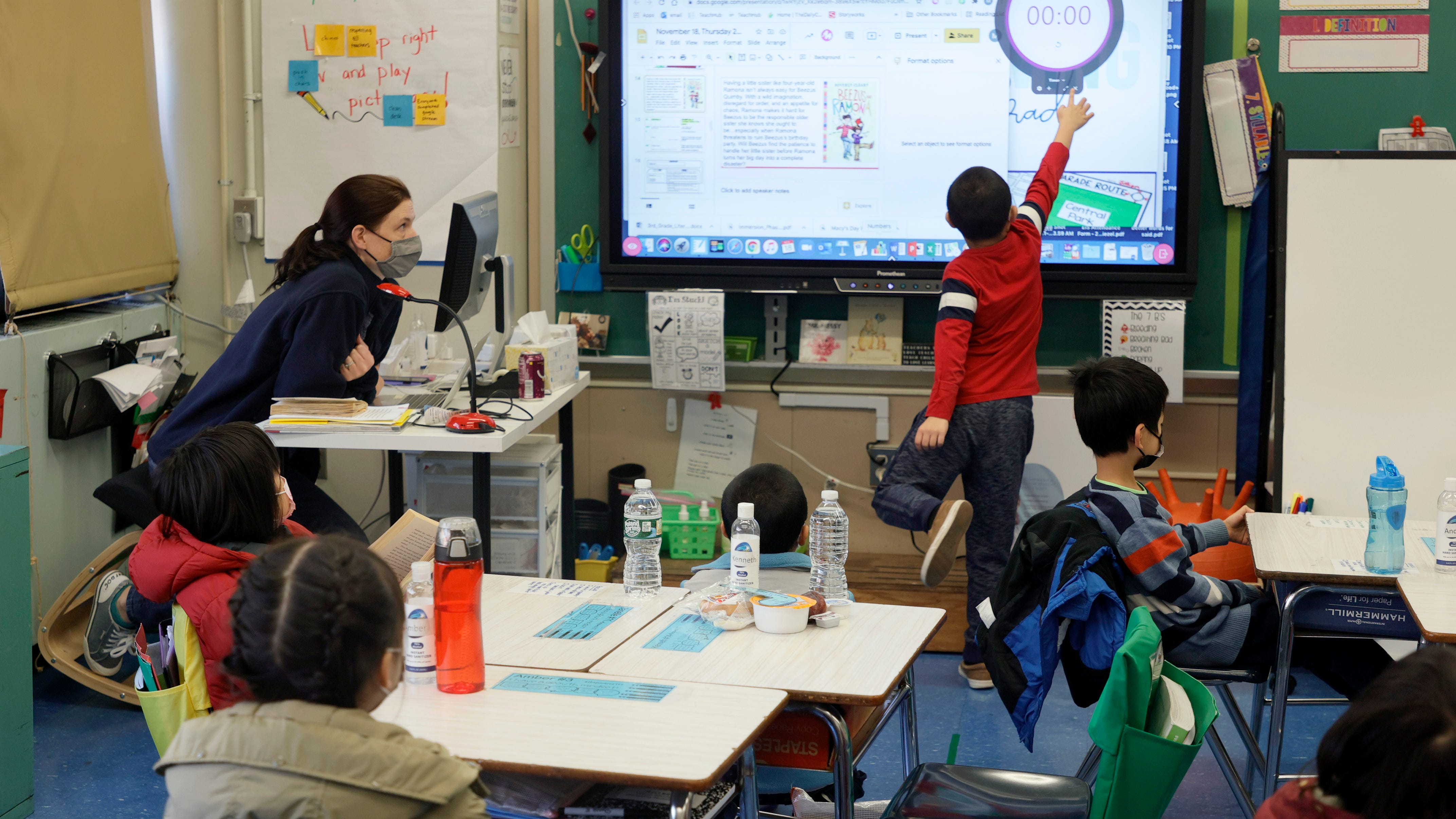 NYC doubling testing in schools, distributing at-home tests 'widely' when students return