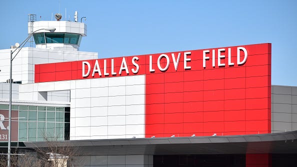 Some choose Dallas as they evacuate away from Hurricane Ian's path
