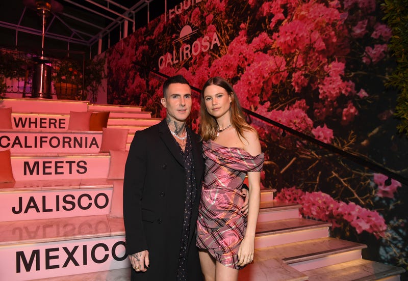 Adam Levine Behati Prinsloo