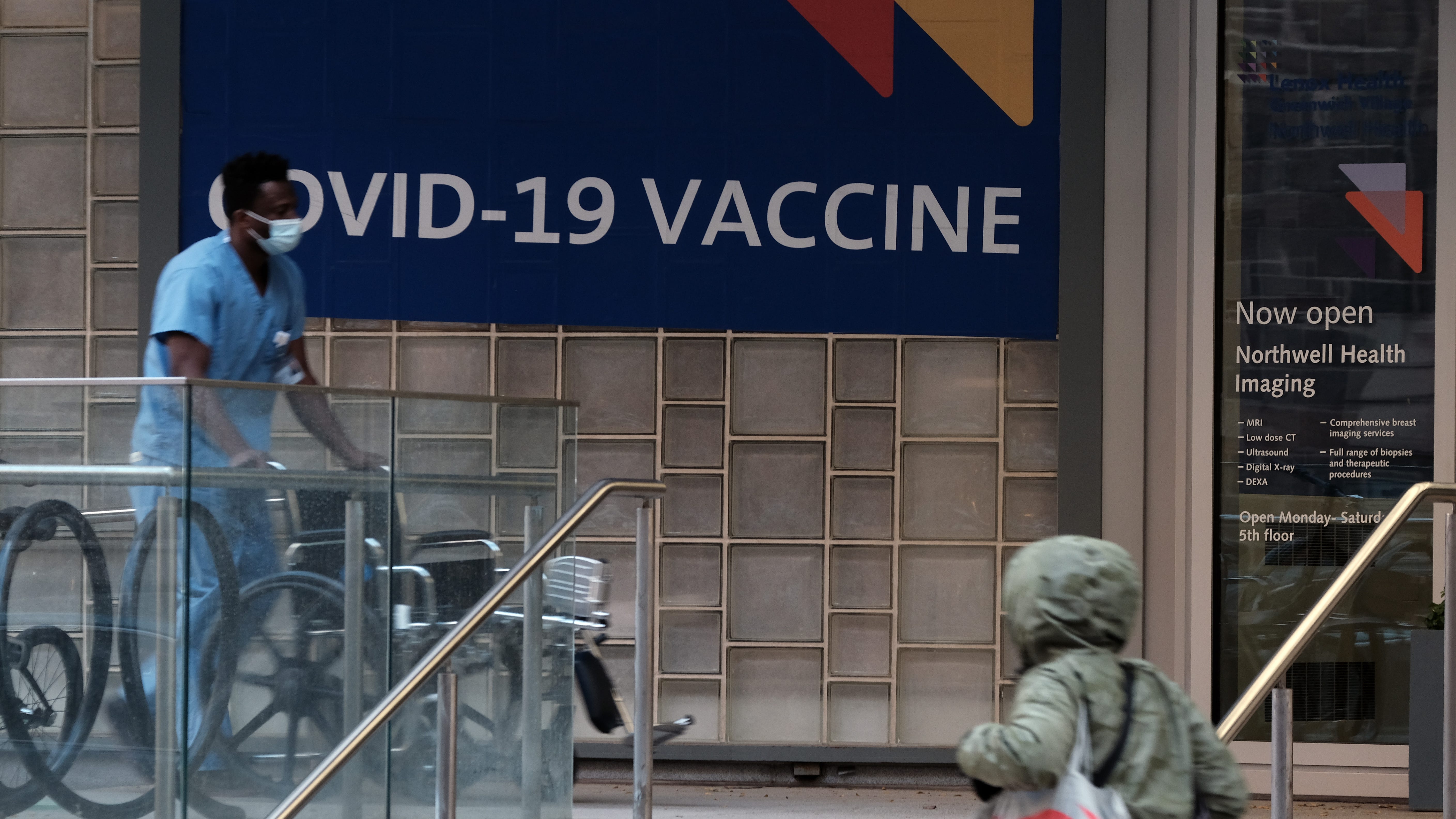 NY state COVID hospitalizations surpass 5,500, pediatric admissions up 395% in NYC