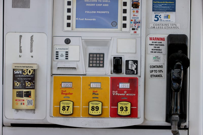 Gas pump