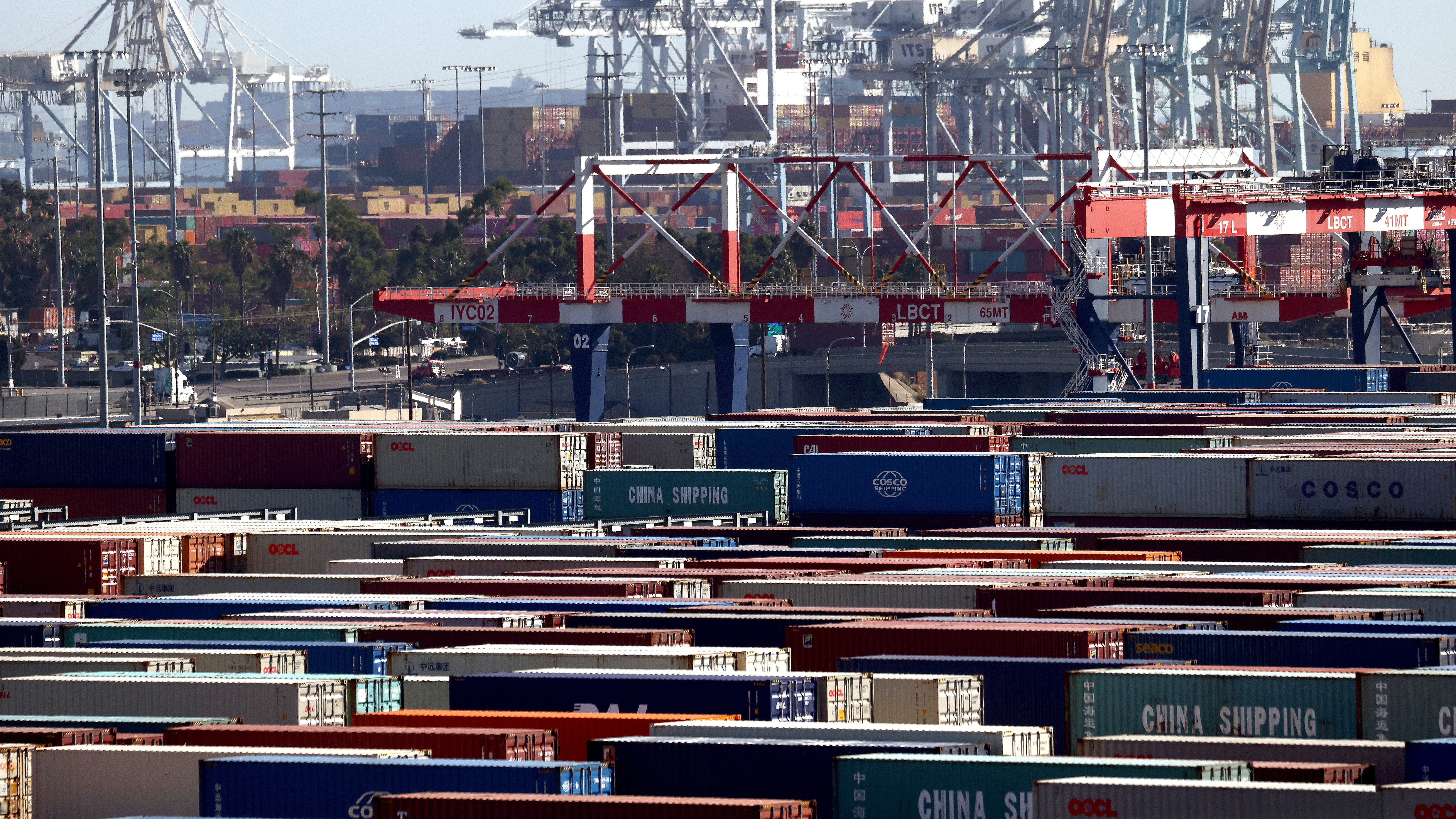 Labor shortage closes Ports of LA, Long Beach for second day
