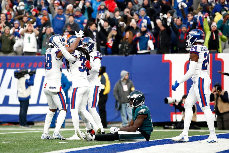 Giants beat Eagles