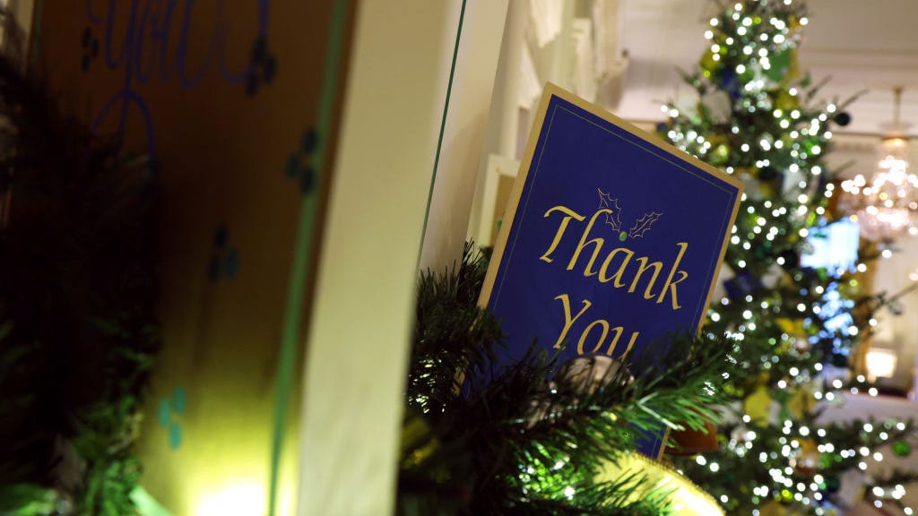 PHOTOS: White House holiday décor honors COVID-19 frontline workers