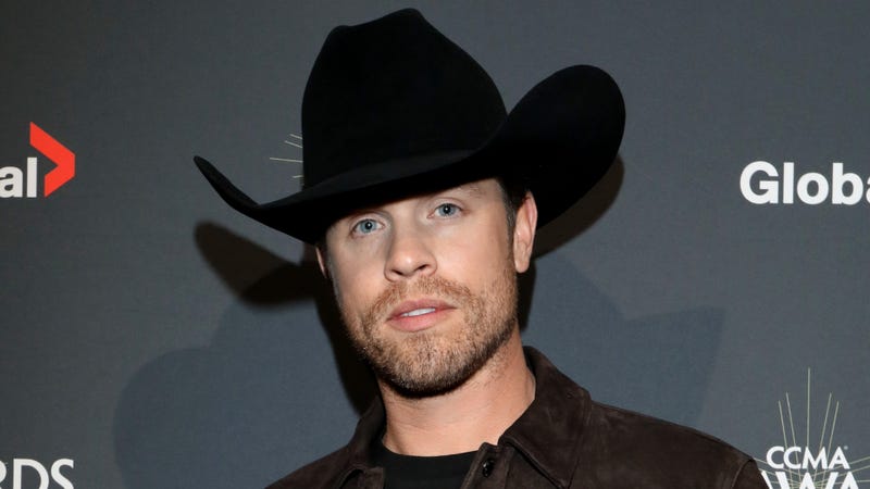 Dustin Lynch