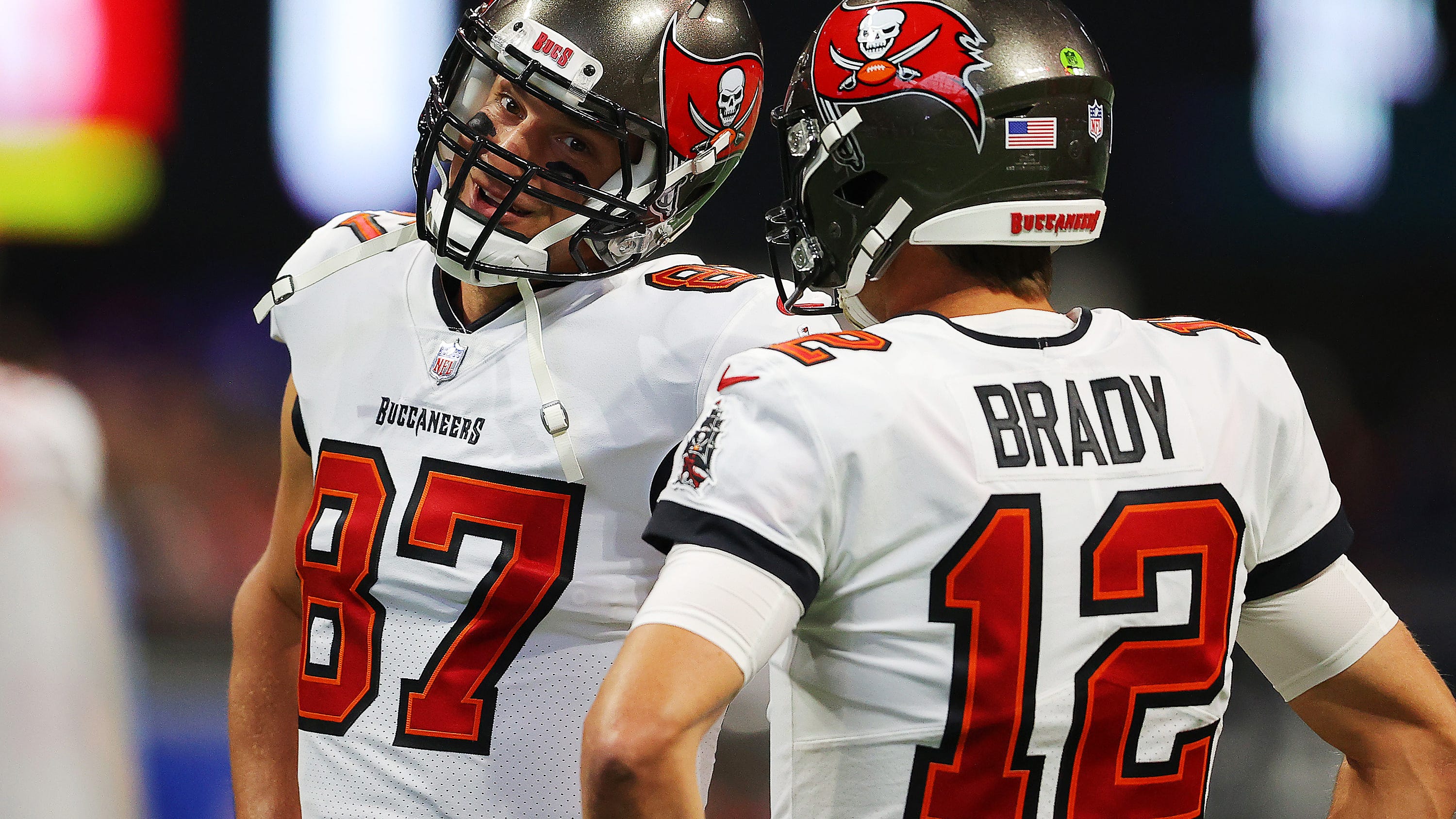 Rob Gronkowski open to returning to Bucs in 2022, even if Tom Brady retires