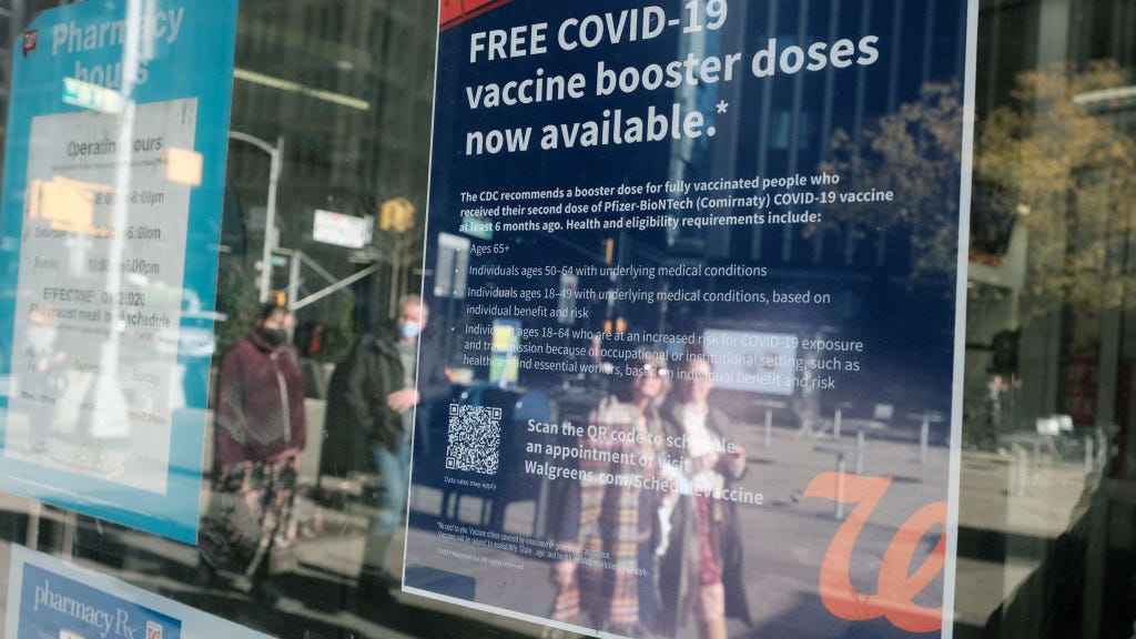 OMICRON IN NY: Gov. Hochul announces 4 new cases of variant in NY, 2 in Suffolk