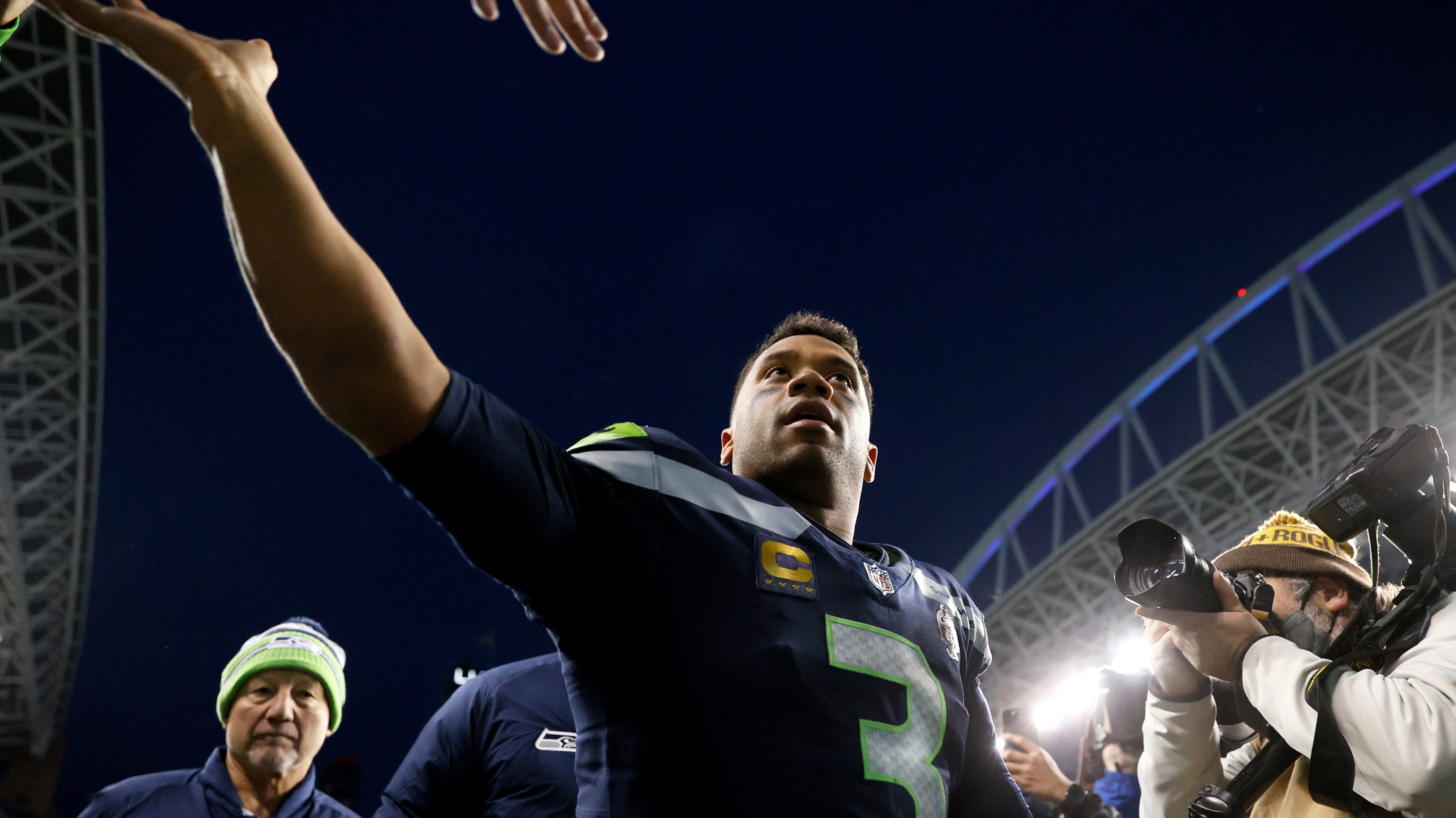 Russell Wilson would ‘strongly consider’ waiving no-trade clause to join these 3 teams