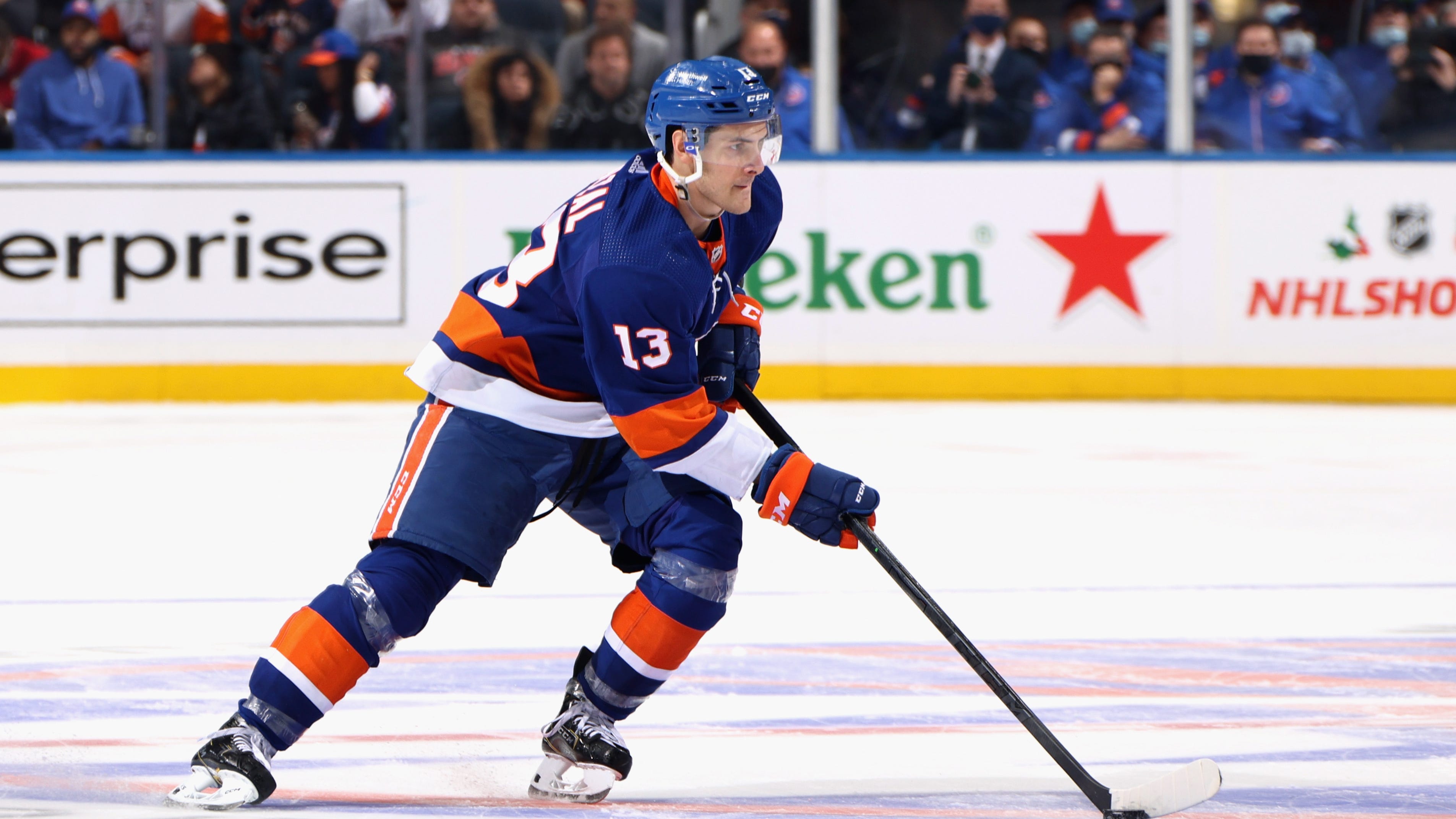 Schwartz: Mathew Barzal 'looks like Barzy' as he returns to Islanders following COVID layoff