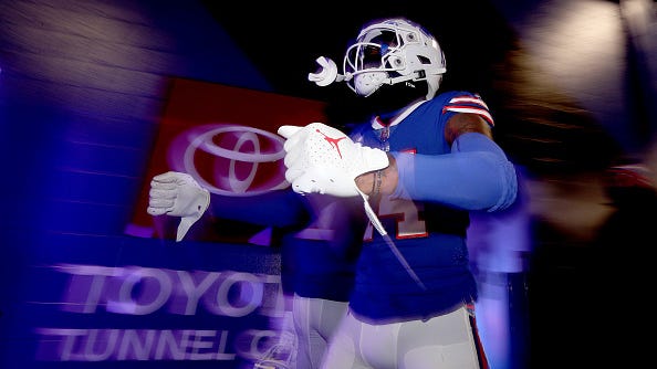 Top 10 wide receivers for 2022 NFL season, ranked