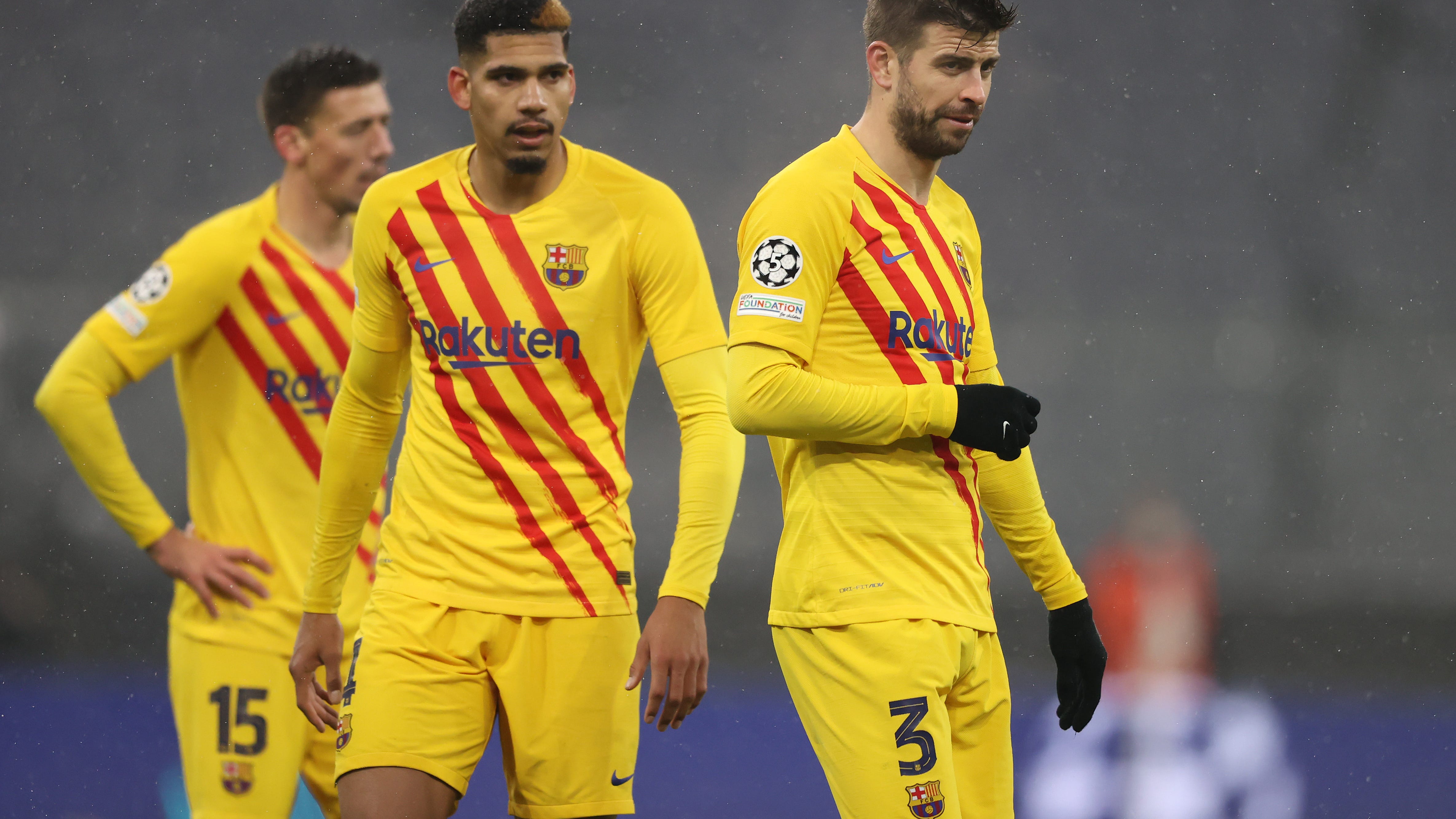 El Barcelona queda eliminado de la Champions League y jugará la Europa League después de 17 años