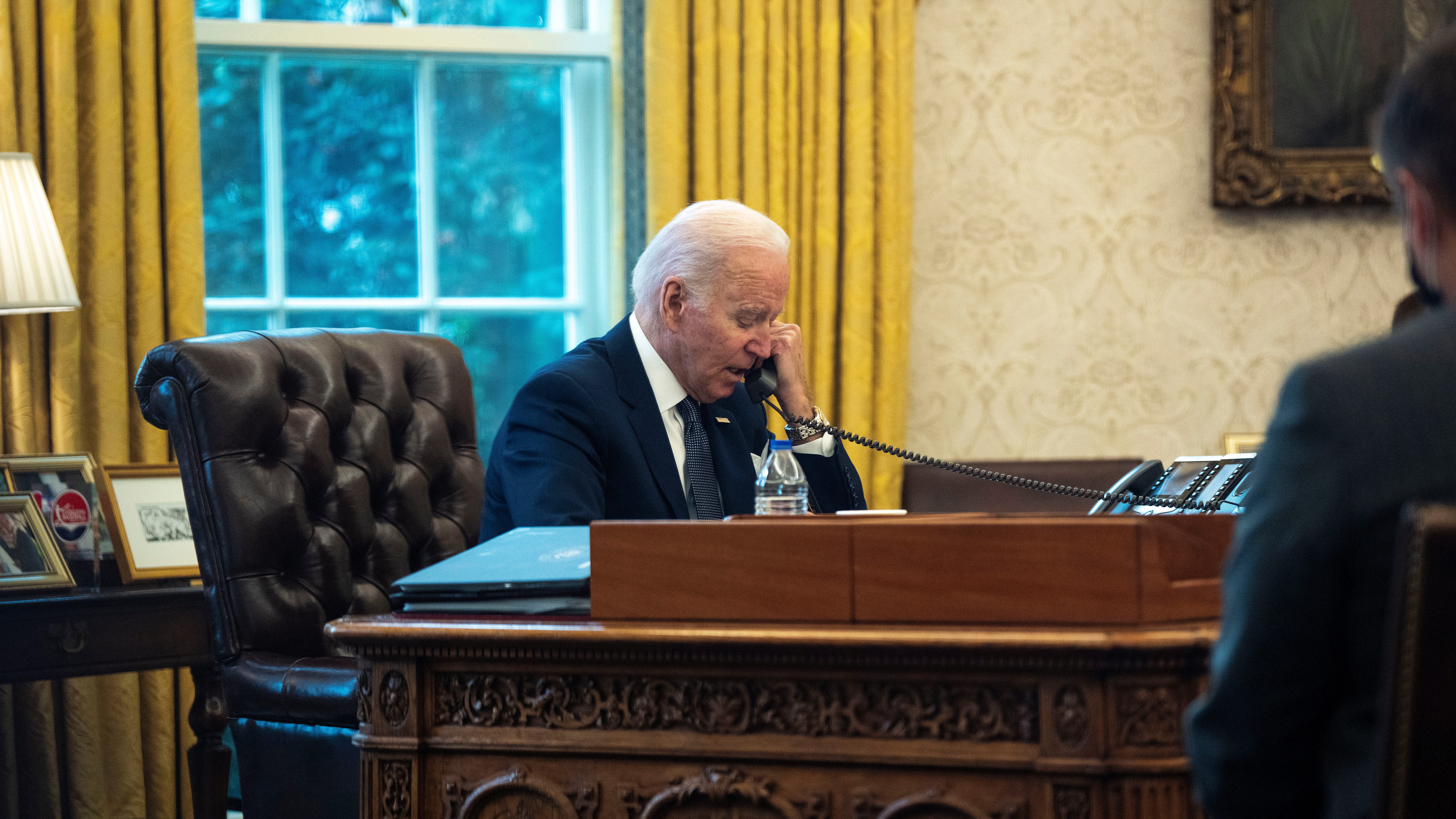 Report: Biden lost his temper with Zelenskyy during June phone call