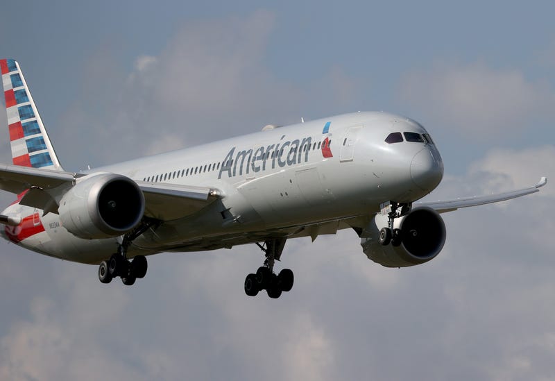 An American Airlines Boeing 787-9 Dreamliner approaches for a landing at the Miami International Airport on December 10, 2021 in Miami, Florida.
