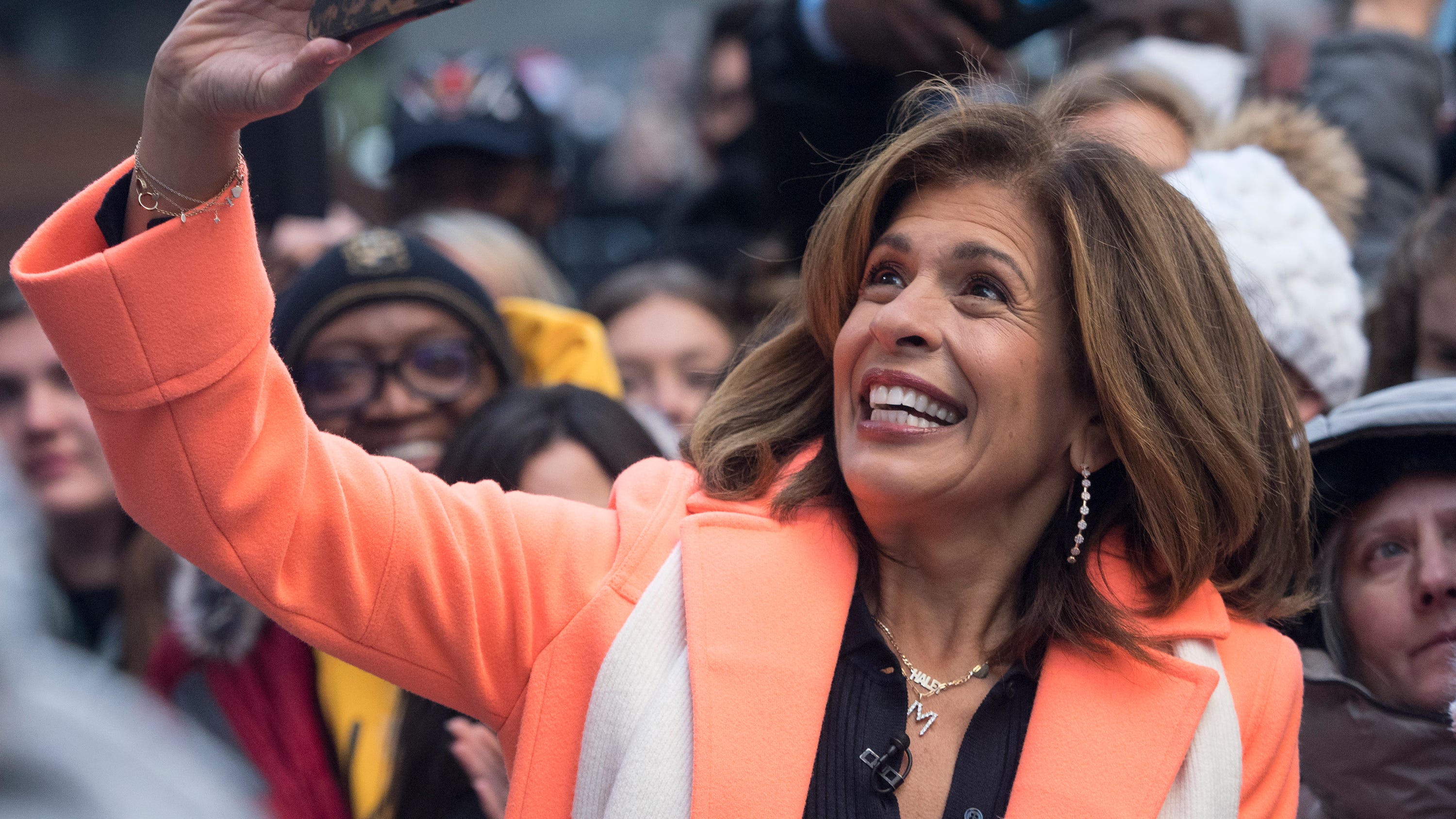 Hoda Kotb tests positive for COVID-19 in breakthrough case