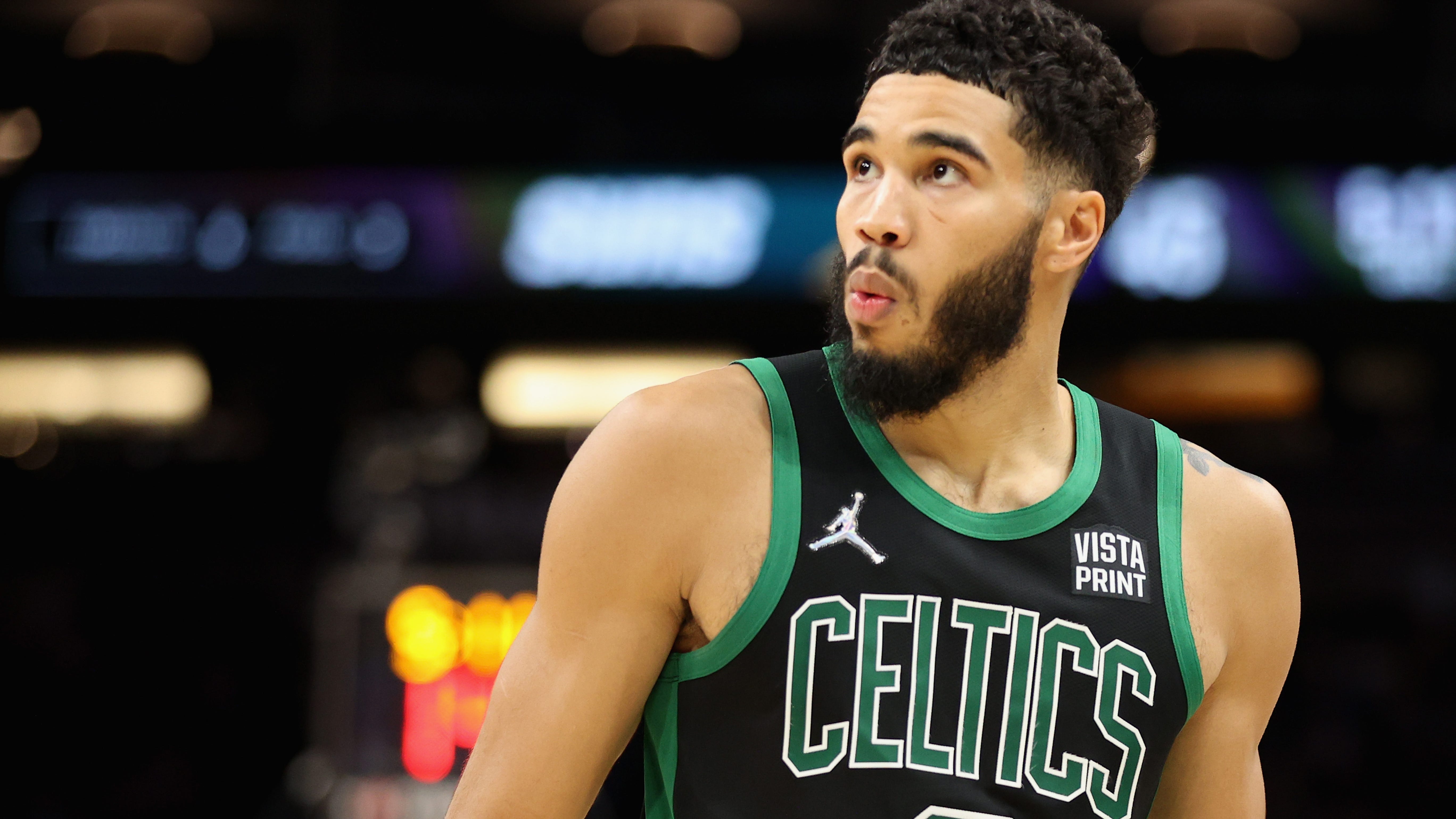 Jayson Tatum can’t buy a three-pointer