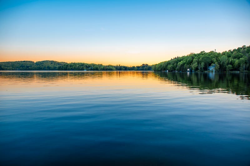 FILE: House on a lake