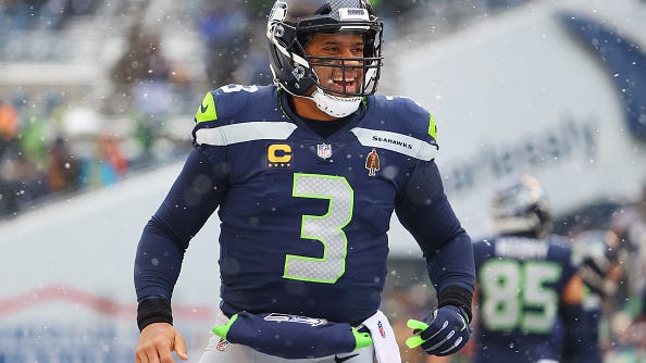 Broncos set to acquire Russell Wilson in megadeal with Seahawks