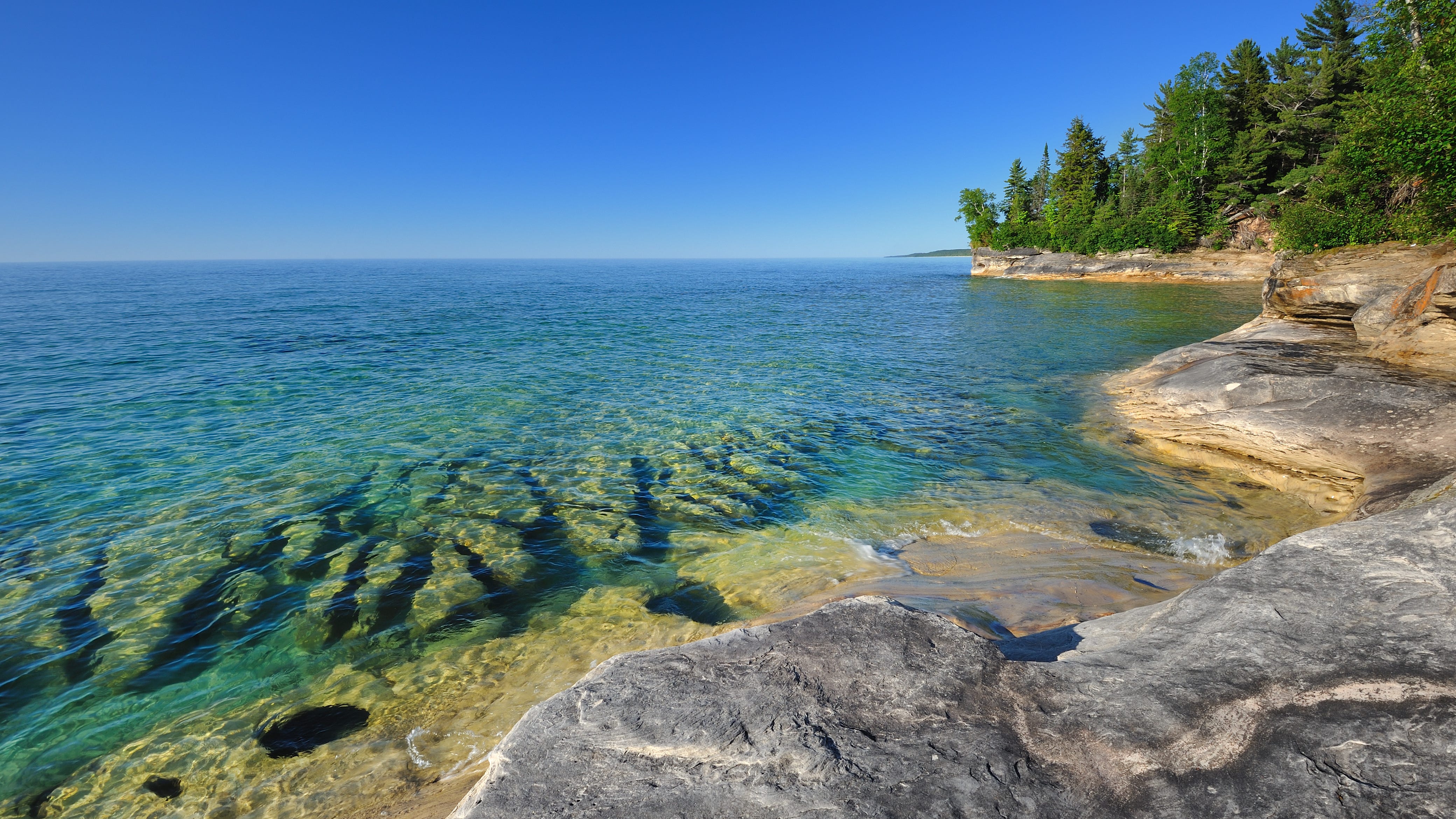 Water levels on Lake Superior drop below average for first time in 7 years