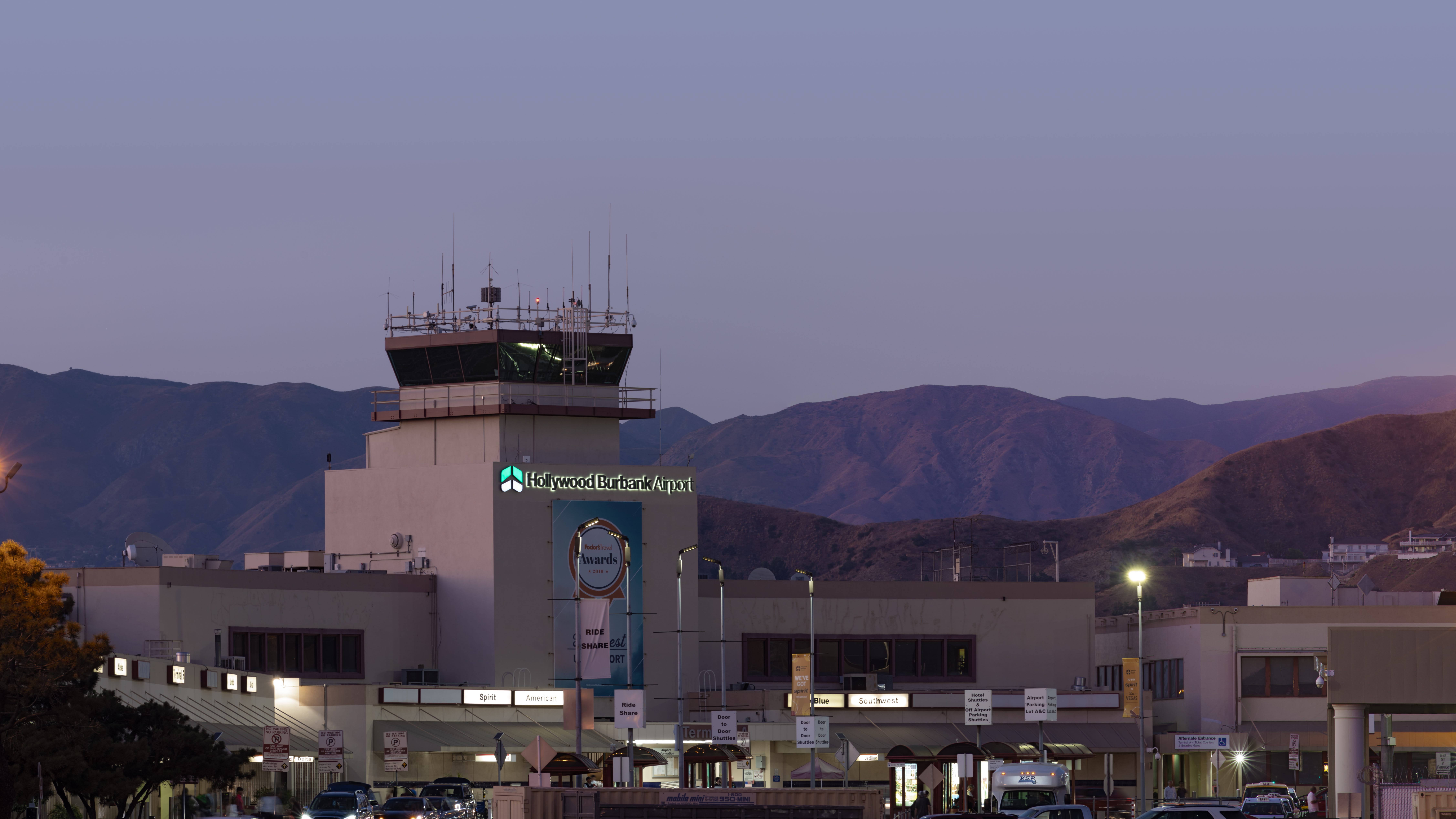 The hidden history of the Burbank Airport