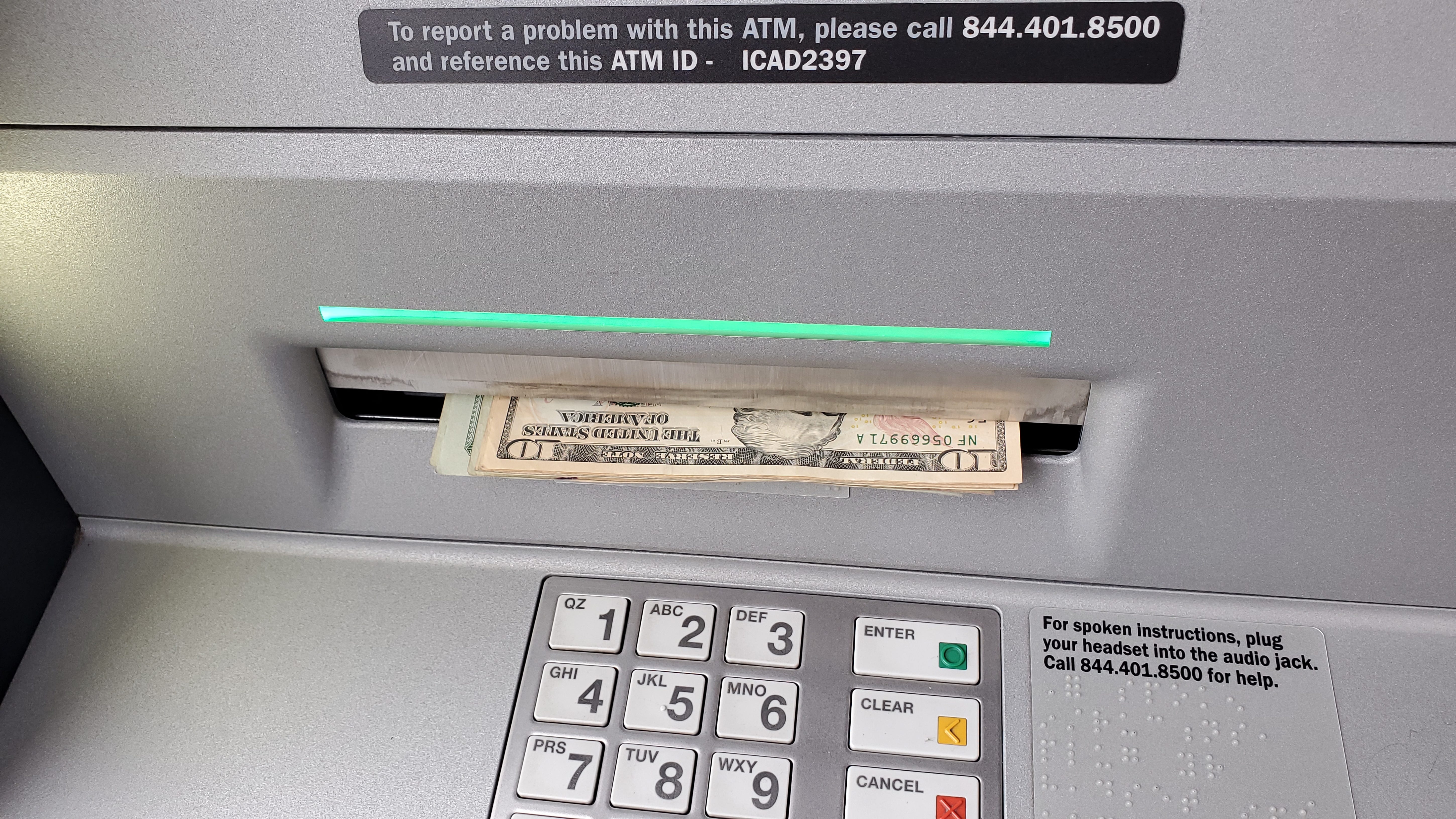 NJ man pleads guilty to scheme using $250K from checks, credit cards stolen from mail