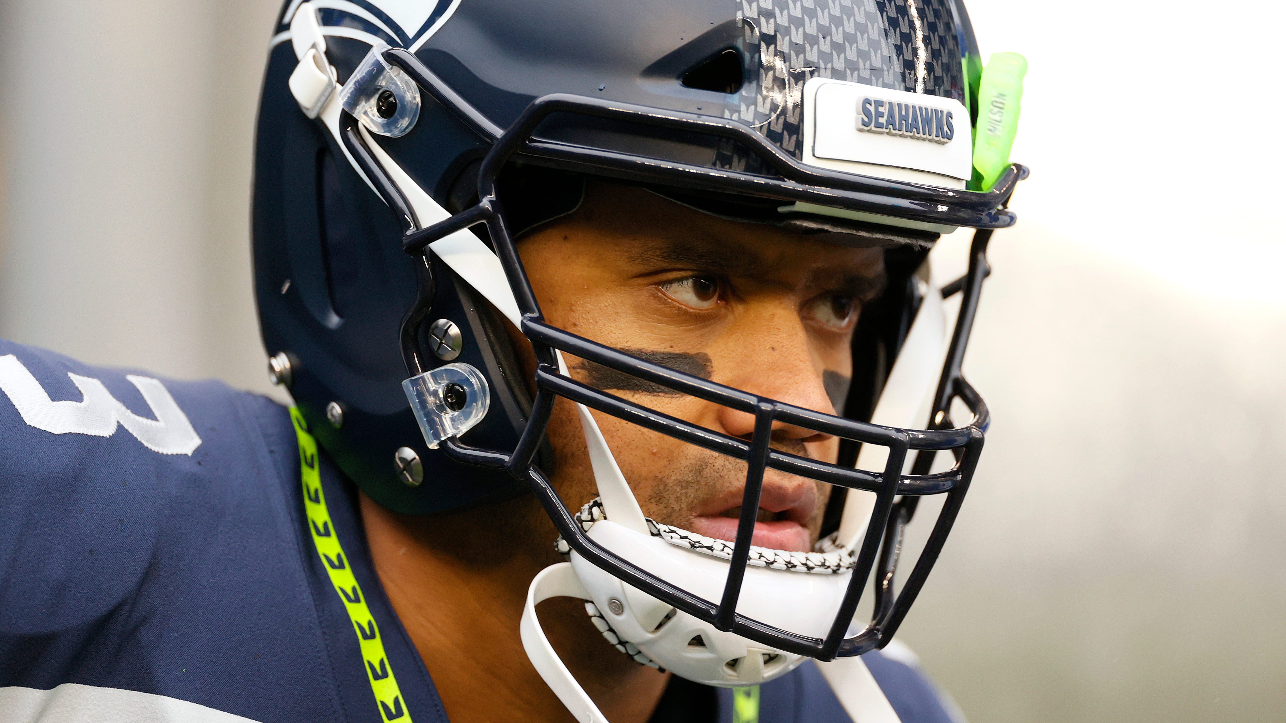 Commanders reportedly made Seahawks ‘strong offer’ for Russell Wilson