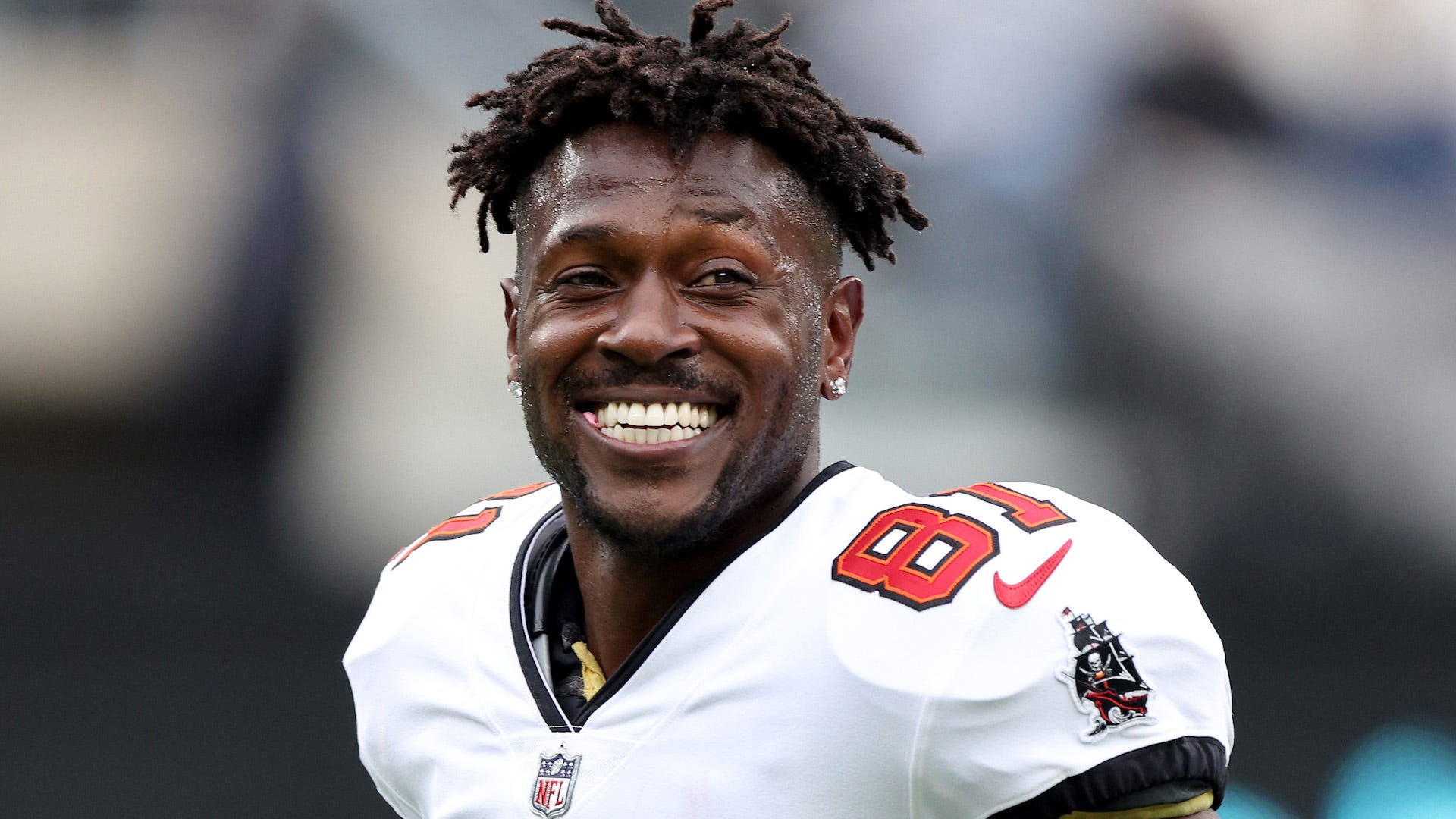 Listen to Antonio Brown's new song, released hours after his shirtless NFL exit
