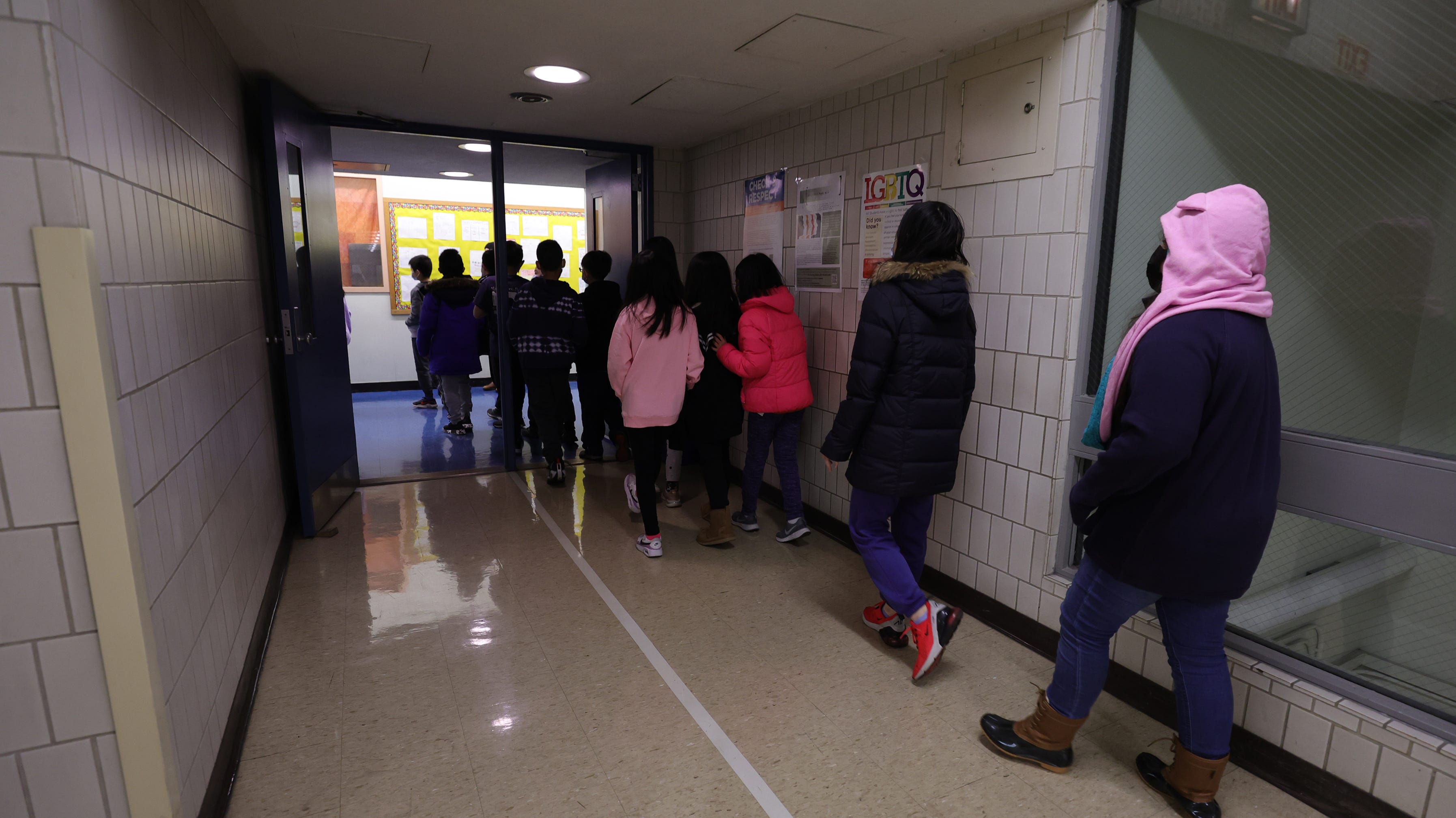 NYC schools drop outdoor mask mandate