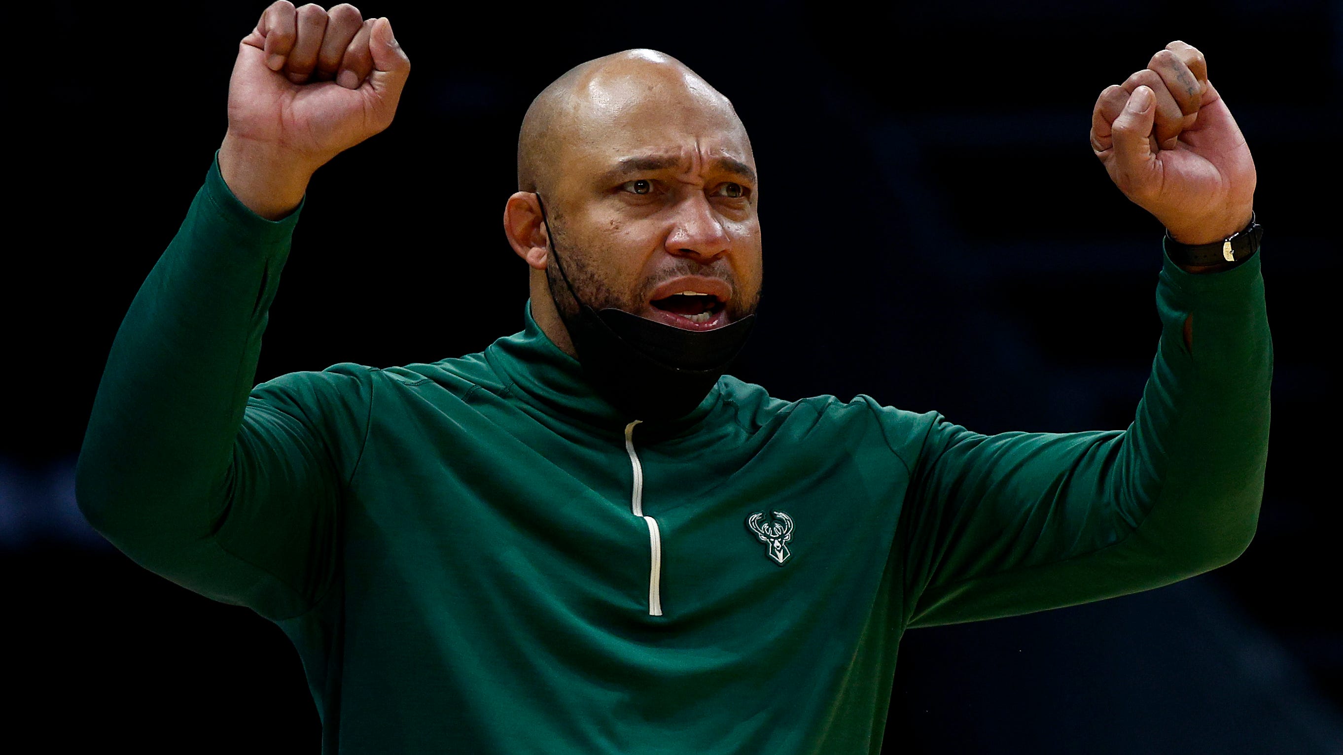 L.A. Lakers introduce Darvin Ham as new coach