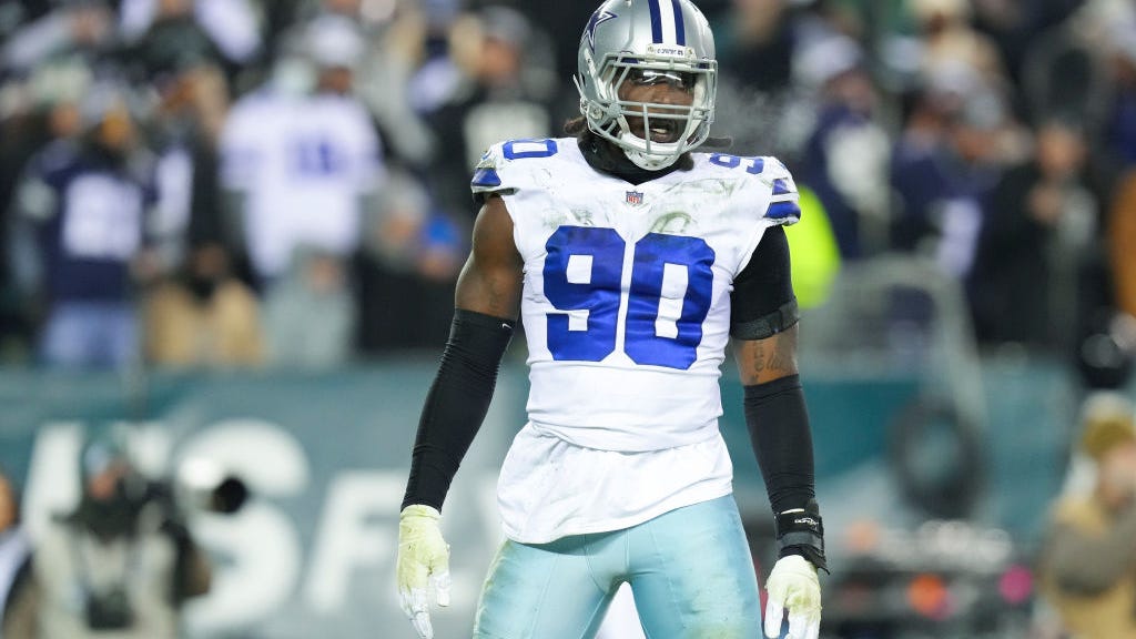 Report: DeMarcus Lawrence "Not going anywhere"
