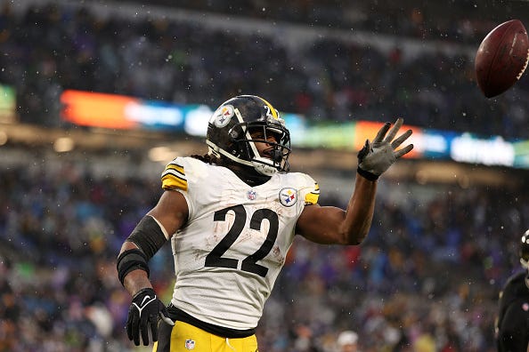 Najee Harris and the Steelers will play the Browns in Week 3. 