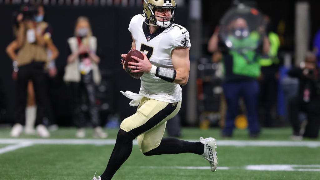 Taysom Hill leaves with Lisfranc injury after hit vs Falcons; Trevor Siemian in for Saints