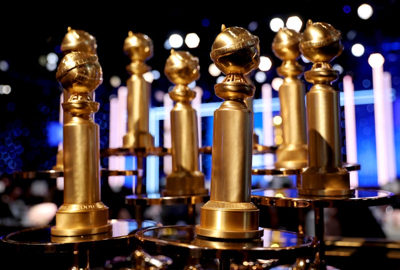 golden globes statuettes