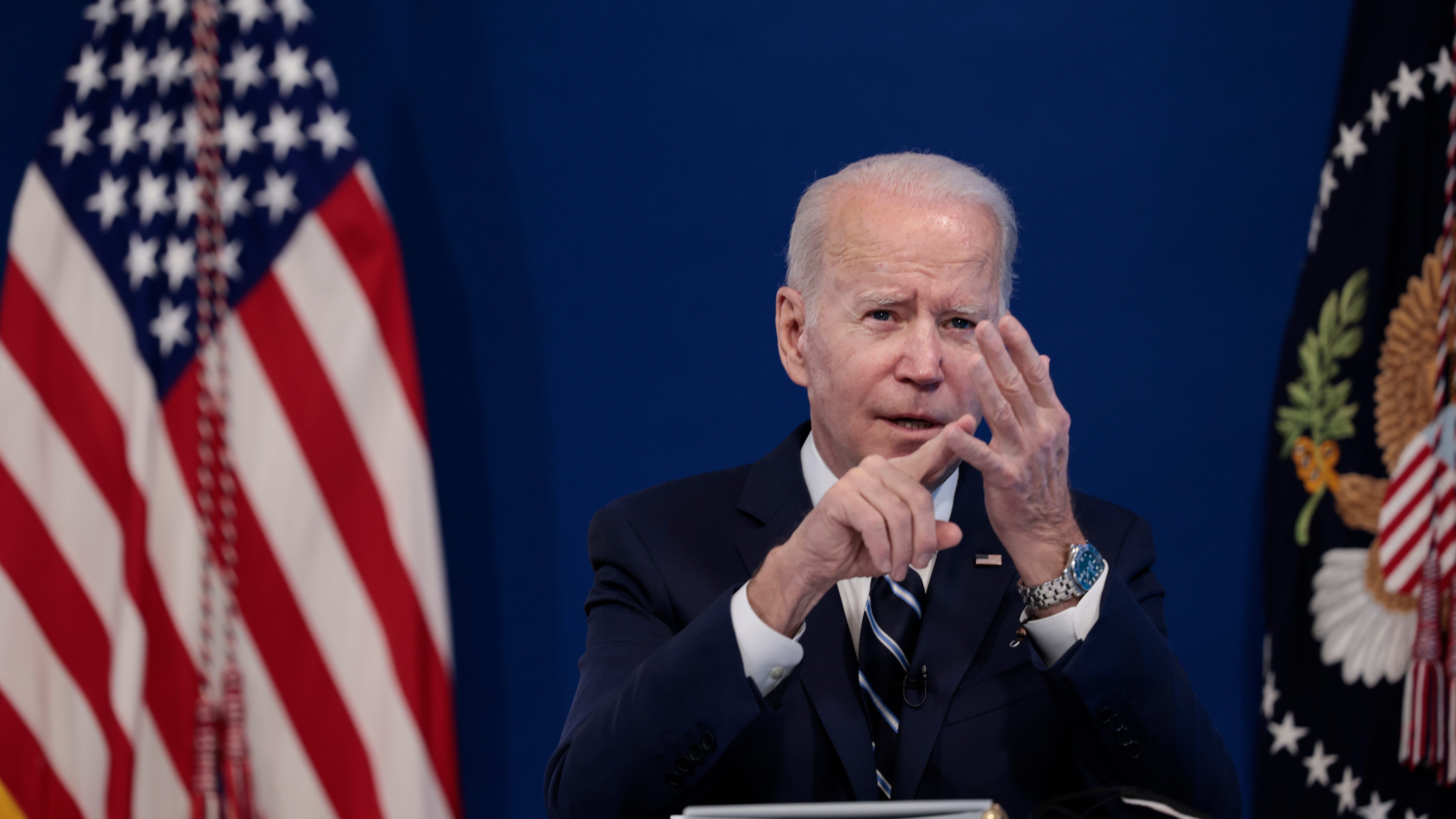Biden envía personal médico militar a NY y NJ para ayudar a los hospitales saturados por el COVID