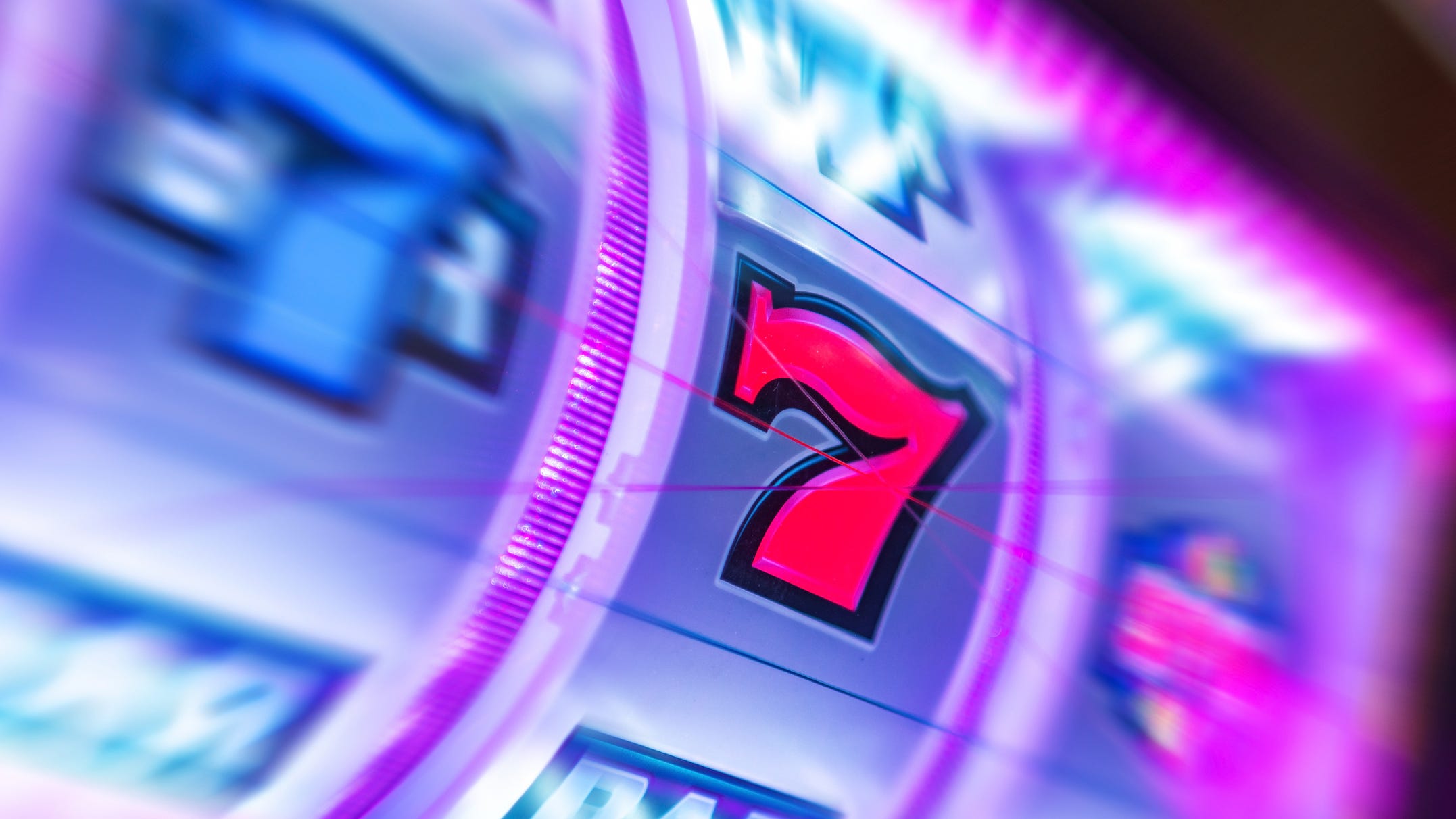 Former Flint police chief admits to running gambling arcade where machines paid out gift cards; officials seized 8 sawed-off shotguns