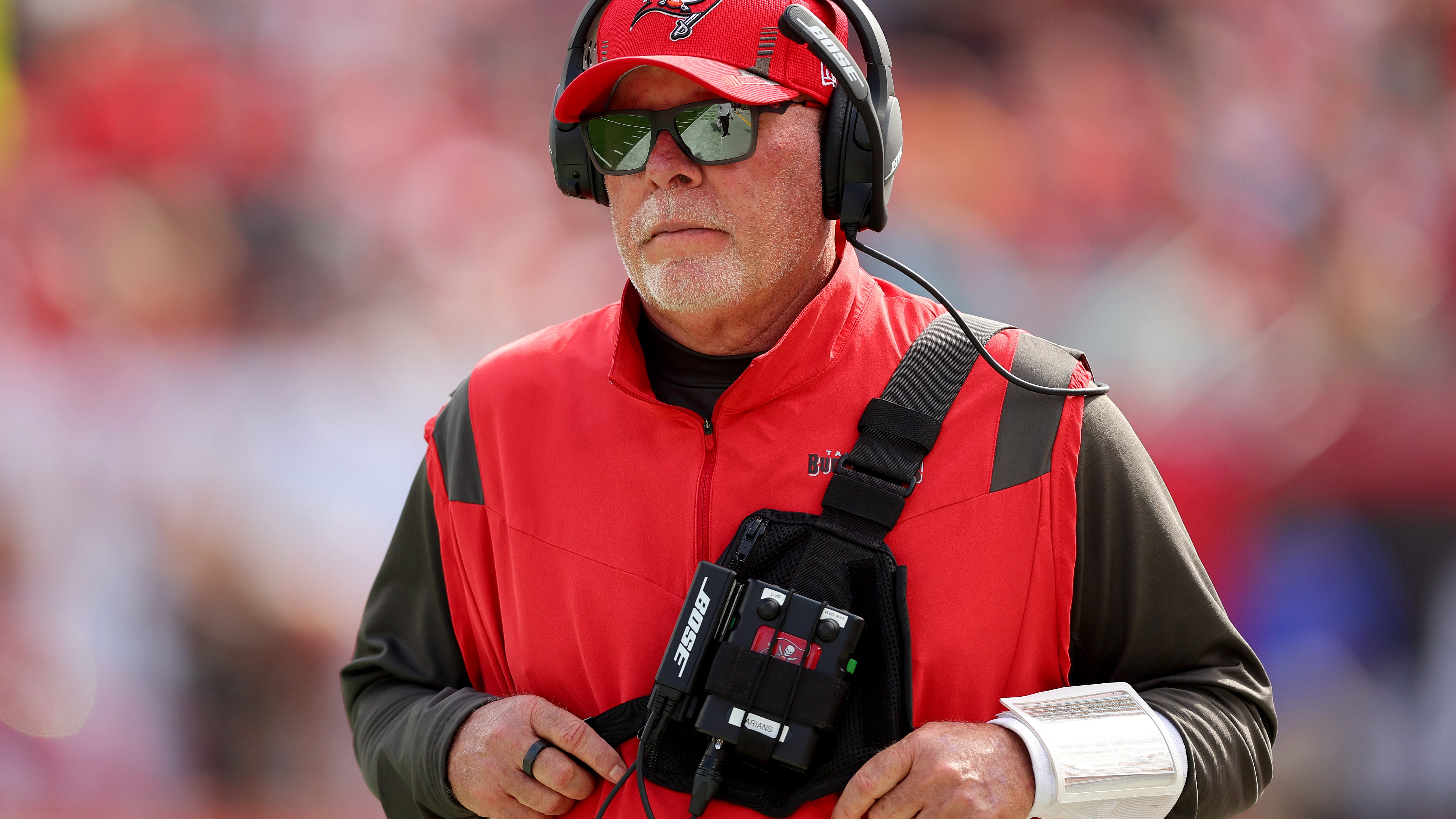 Bruce Arians stepping down as Buccaneers head coach