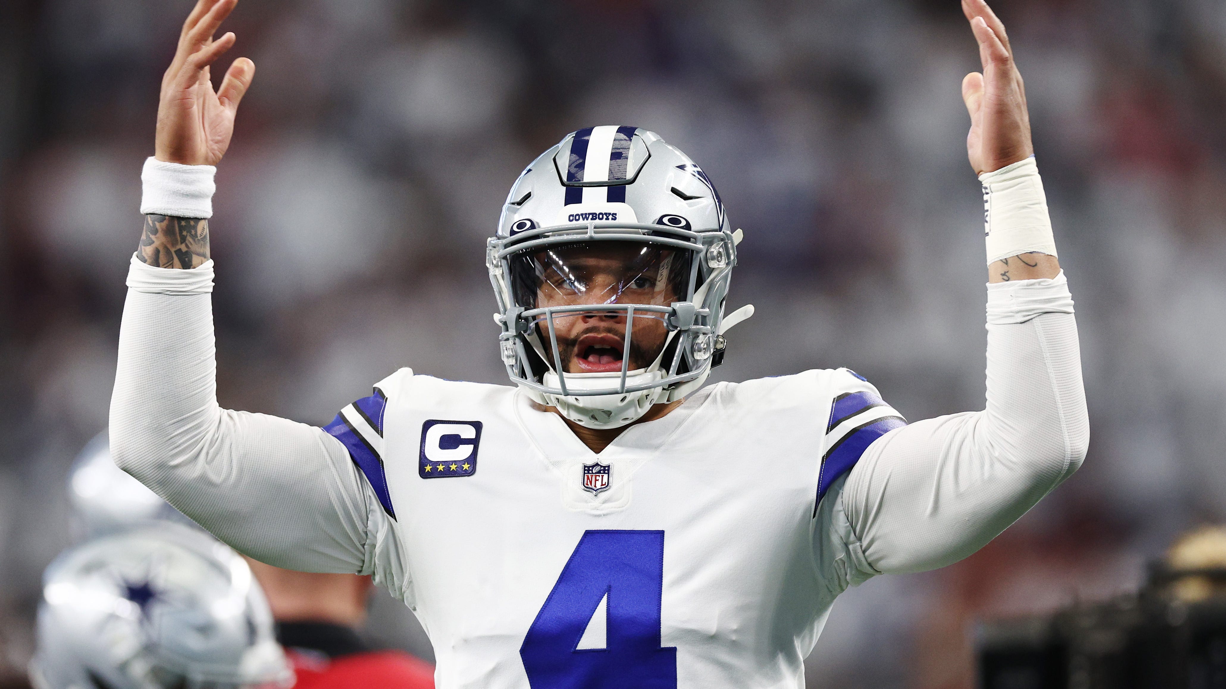 Dak Prescott on fans who threw bottles, debris at refs: ‘Credit to them’