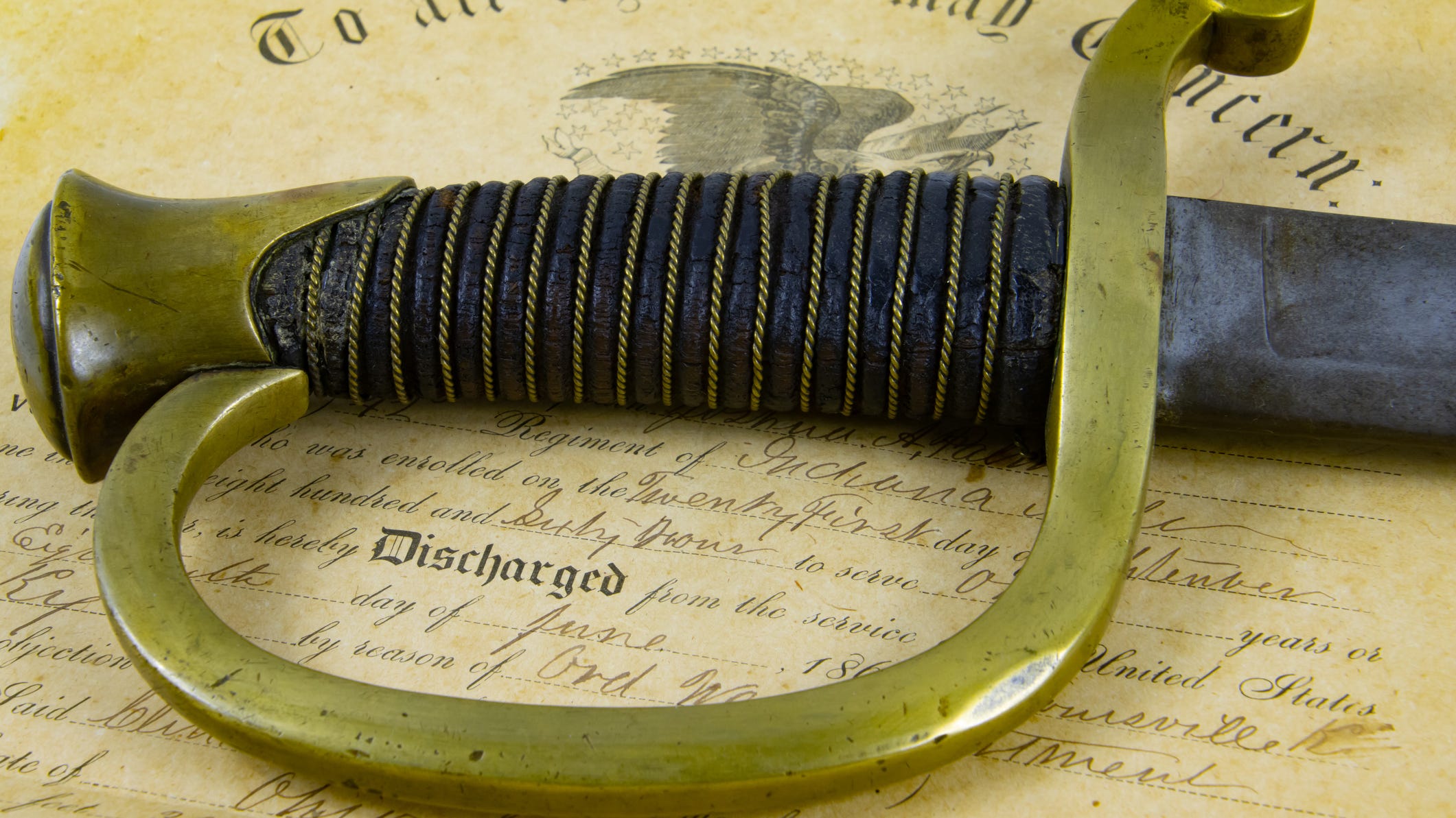 How a suspected Civil War-era sword was found in the surf