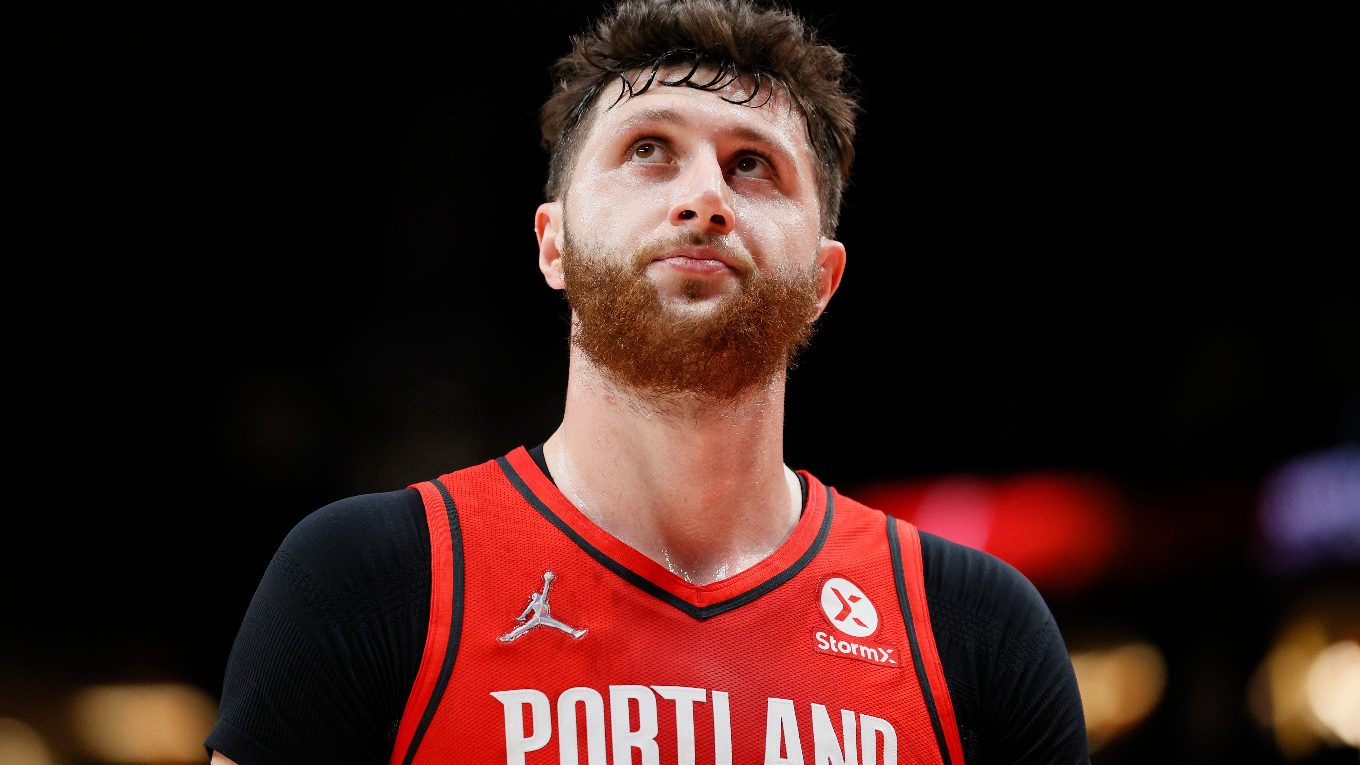 Trail Blazers’ Jusuf Nurkic throws fan’s phone during heated confrontation