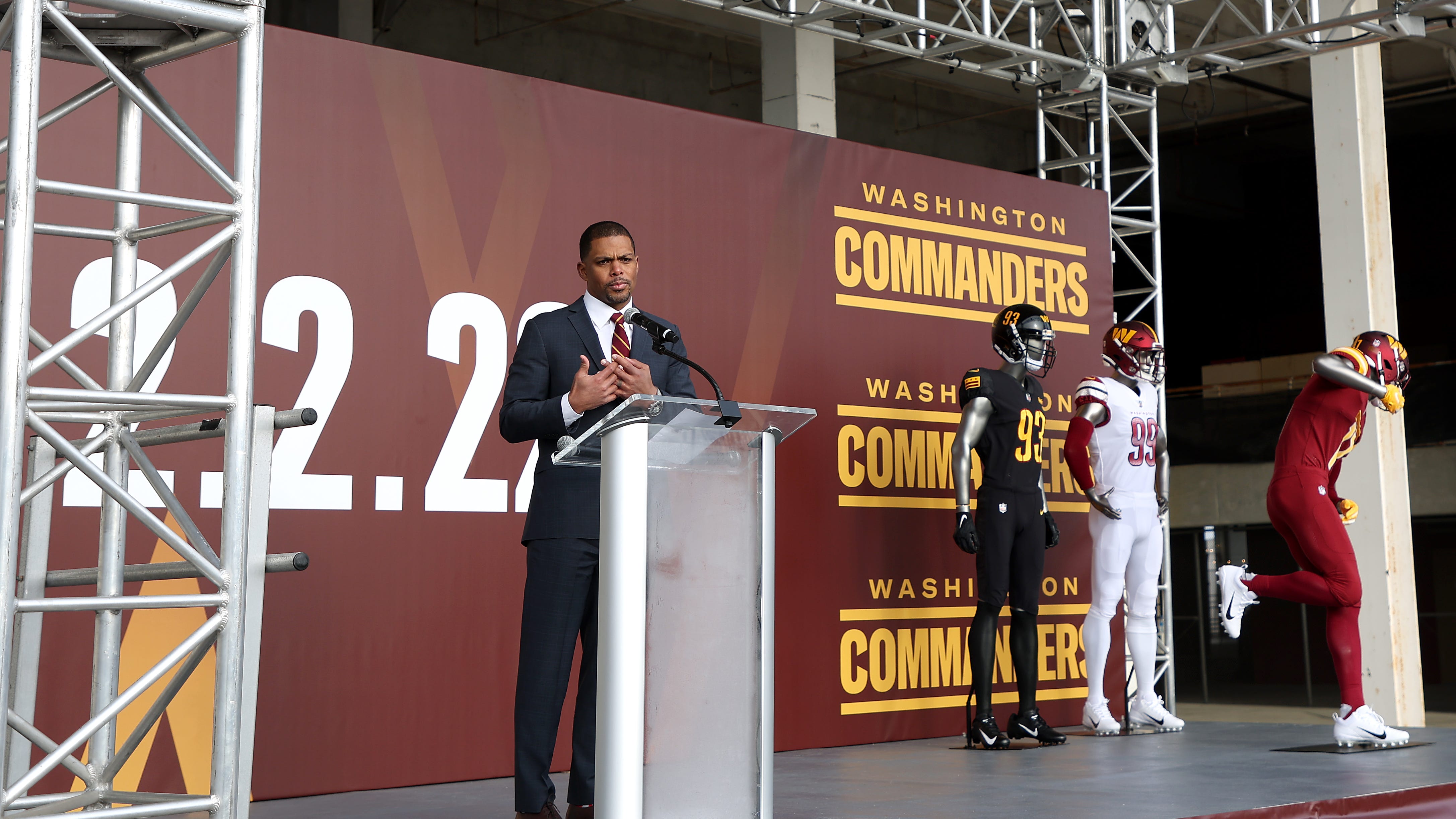 Craig Hoffman: 'Smart business' for Josh Harris to retain Jason Wright as Commanders team president