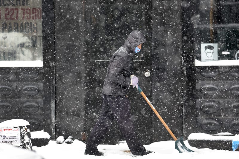 shoveling Chicago