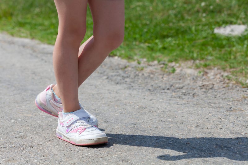 An elementary student from Fisher Magnet Lower Academy was found walking more than a half a mile away from the school on Friday when a good Samaritan — another mother — stopped to help the child.