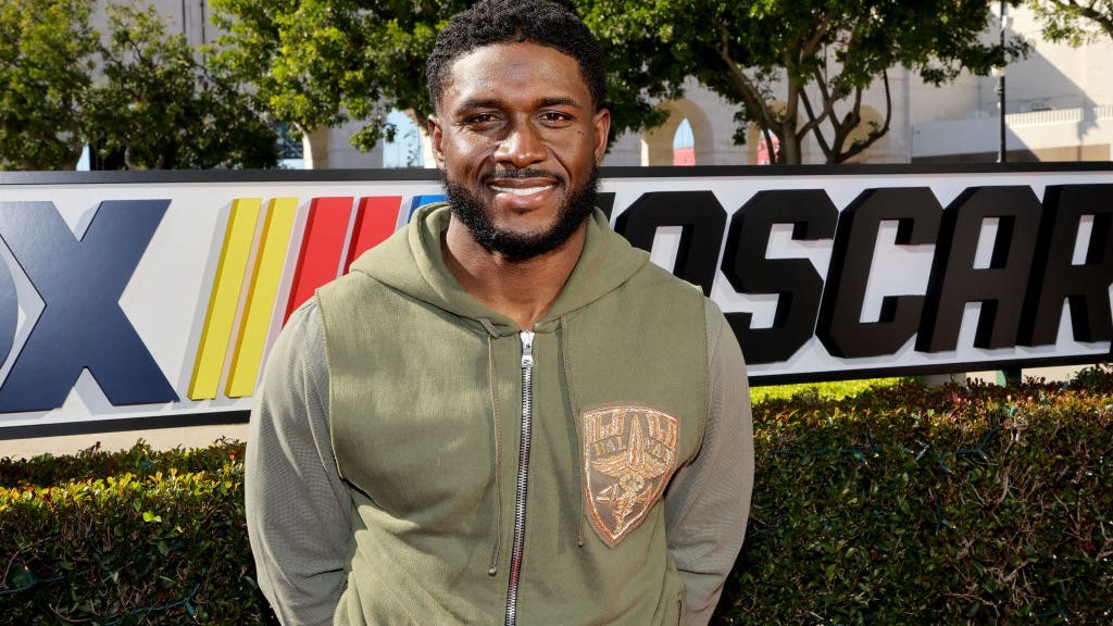 USC legend Reggie Bush sues NCAA for defamation