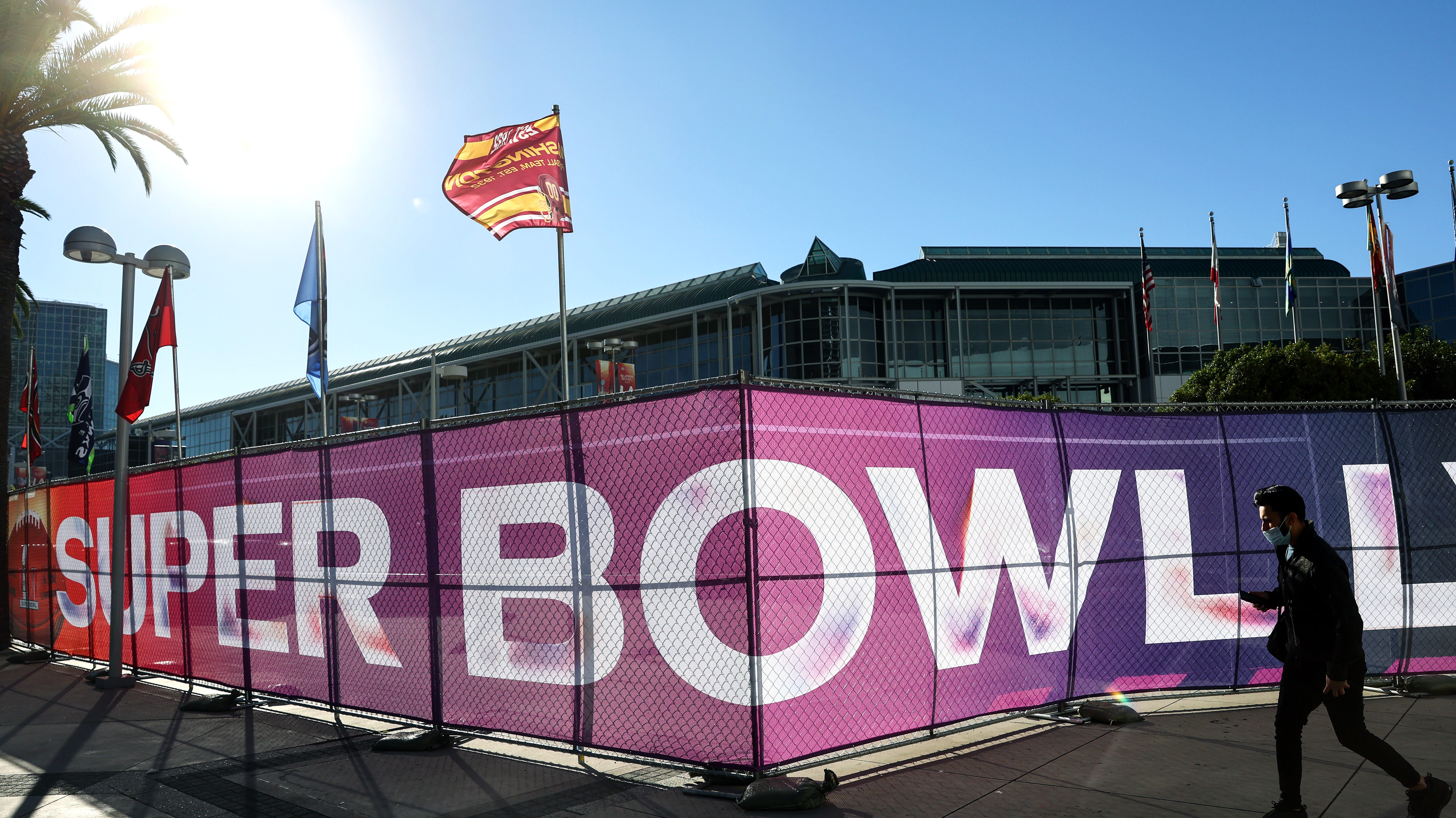 Excessive HEAT watch for L.A. could make it the hottest Super Bowl ever!